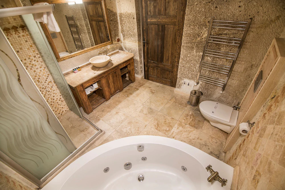 Elegance Cave Suites