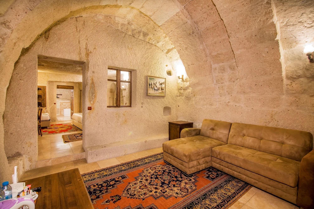 Elegance Cave Suites