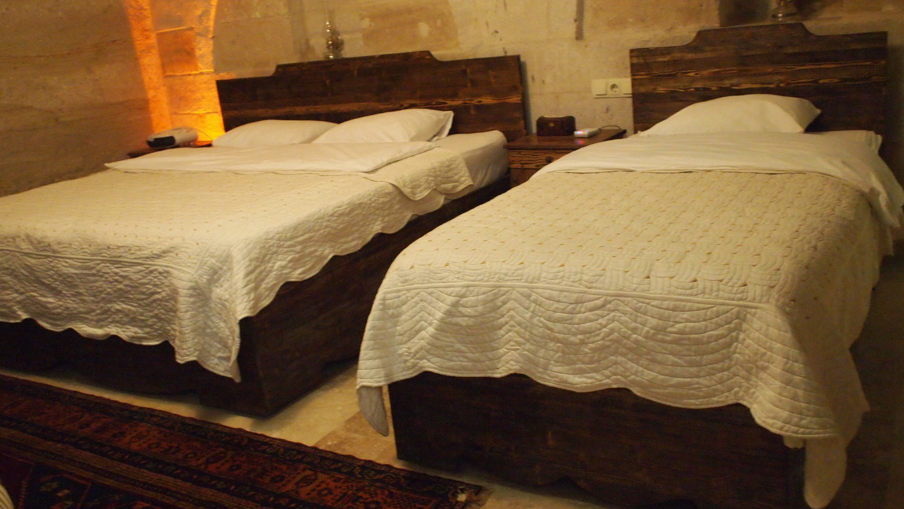 Family Cave Suite Hotel