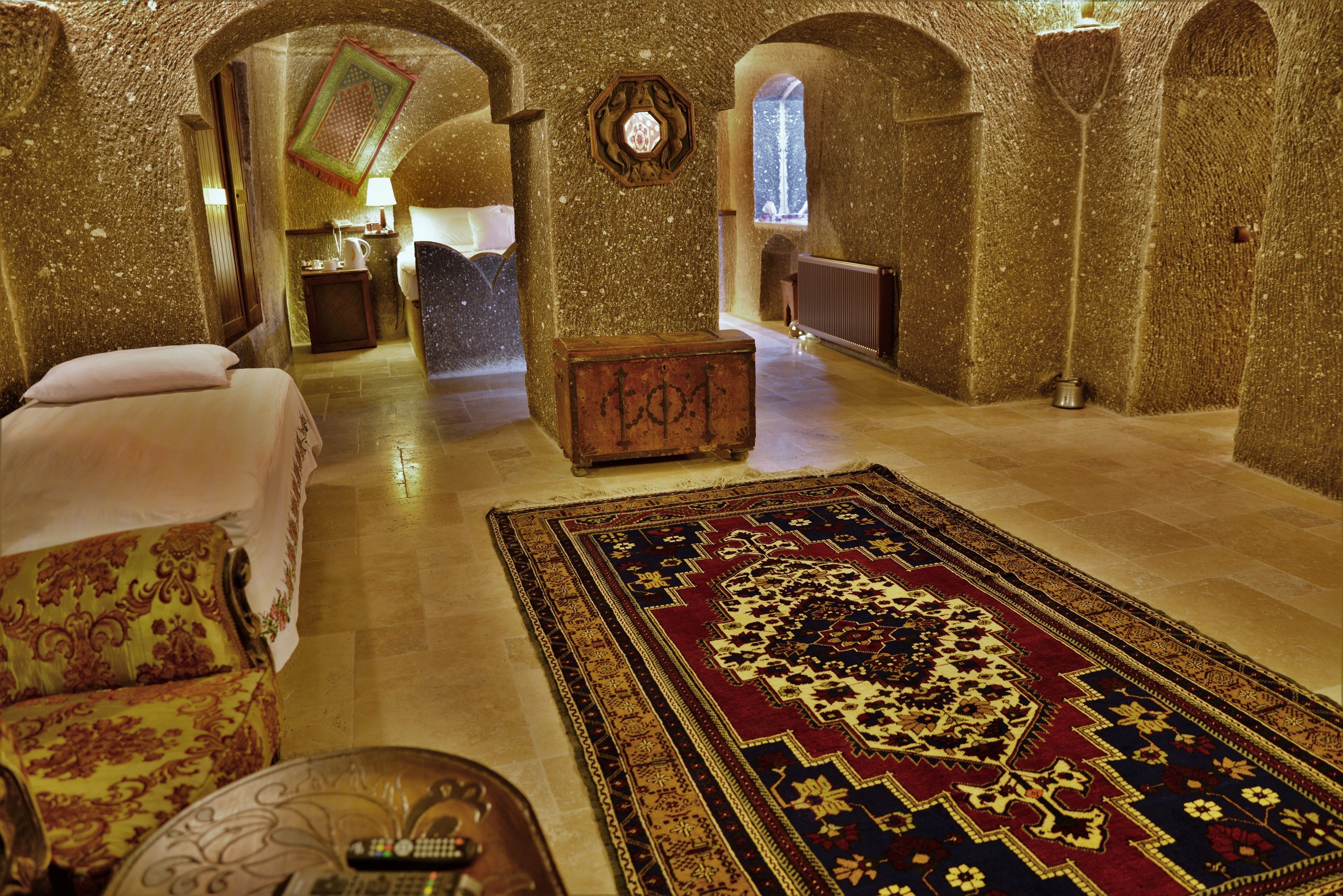 Grand Cave Suites