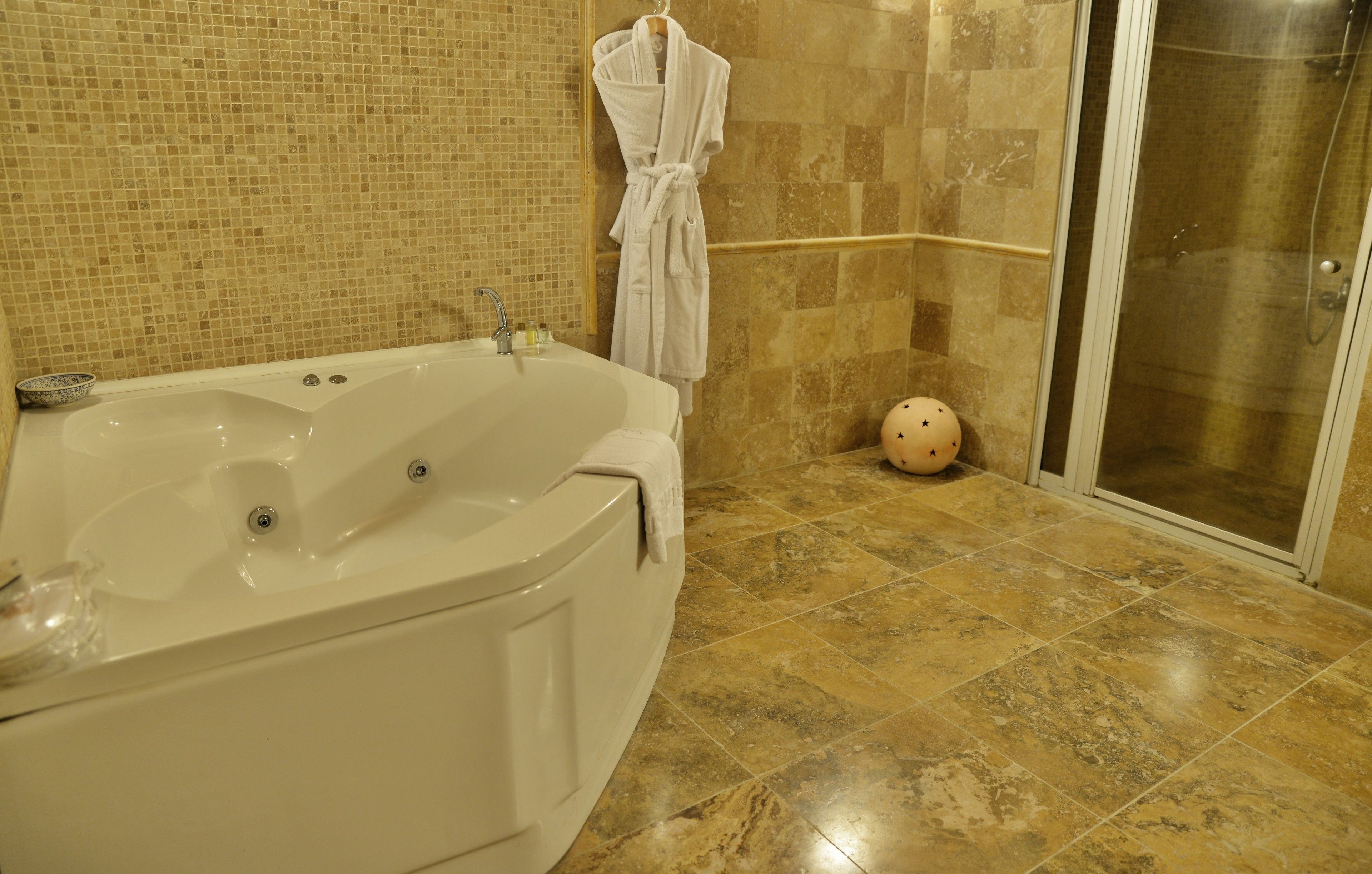 Grand Cave Suites