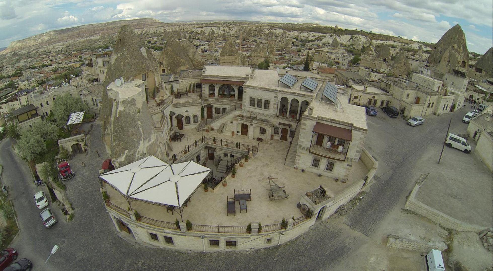 Harman Cave Hotel