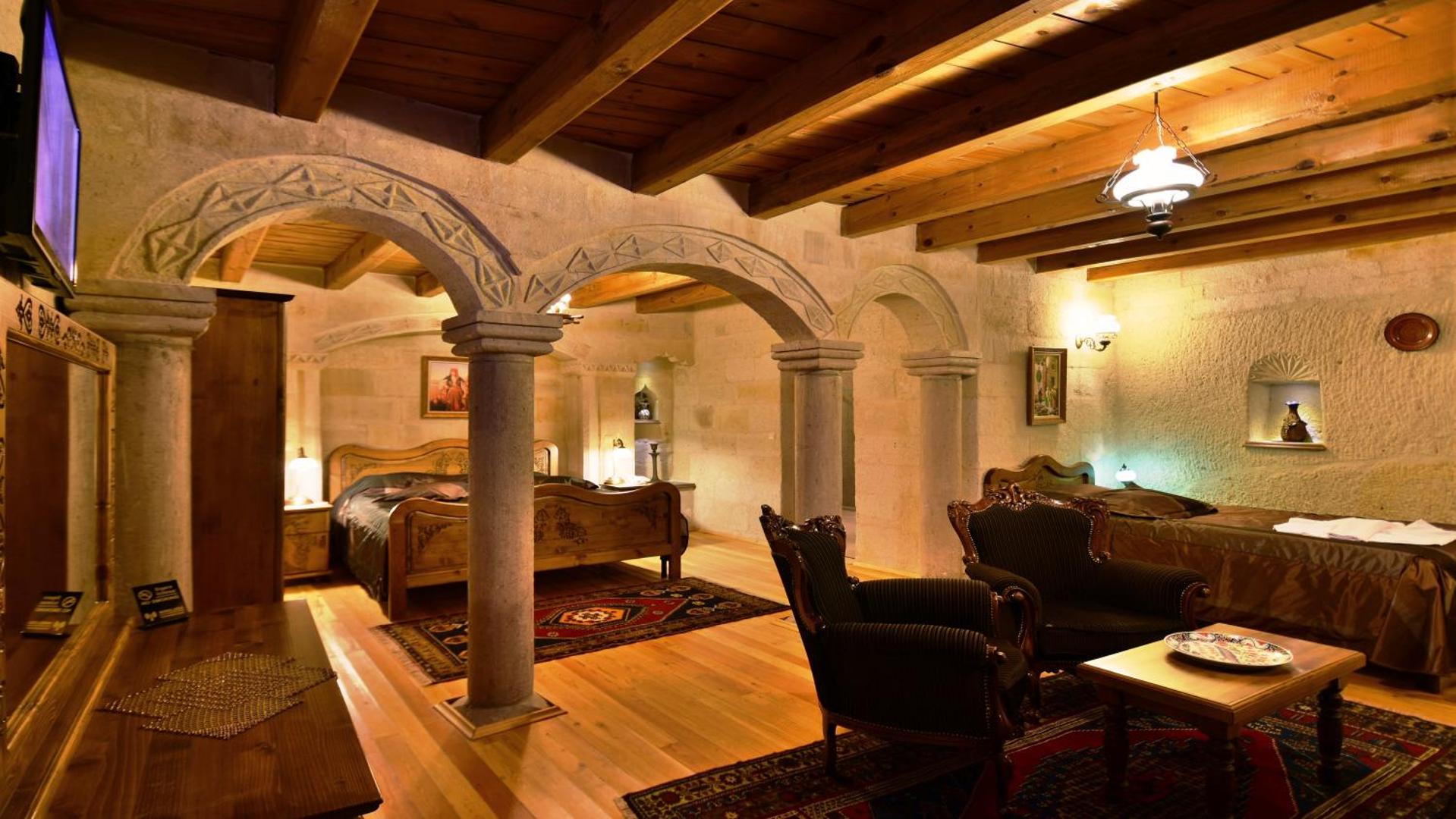 Harman Cave Hotel