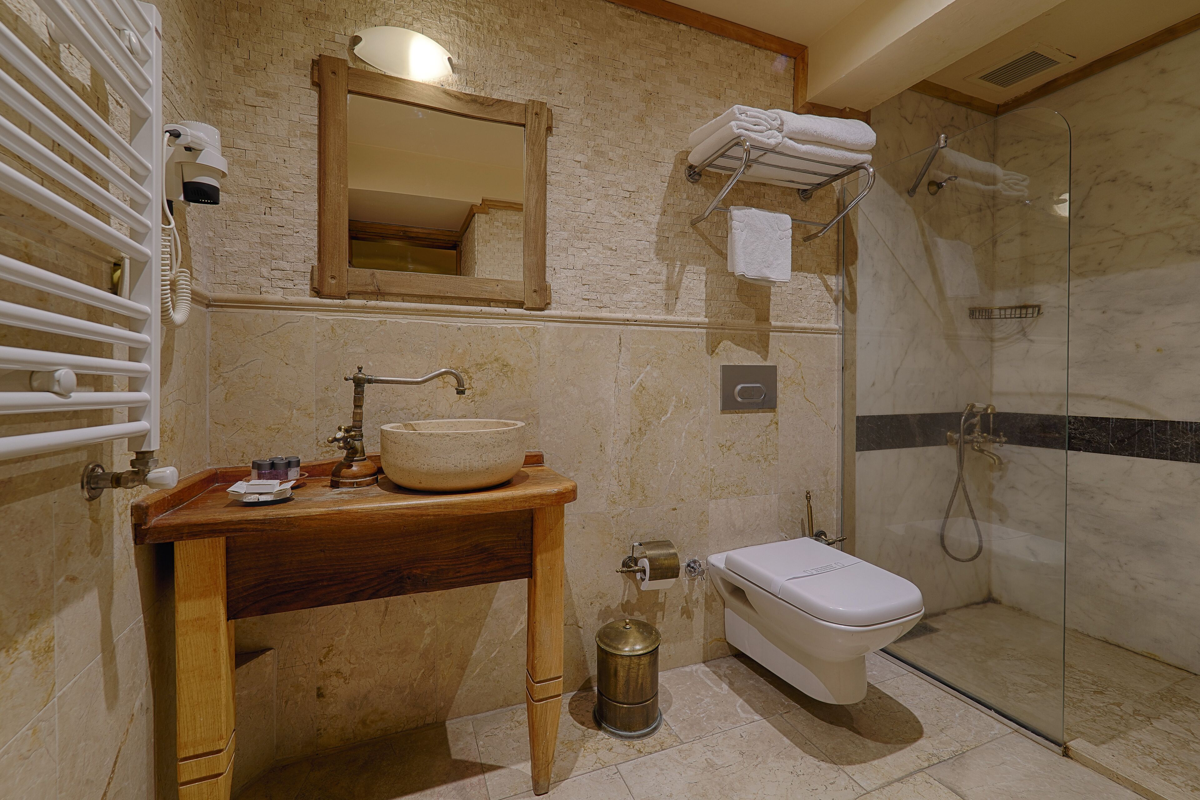 Heybe Hotel