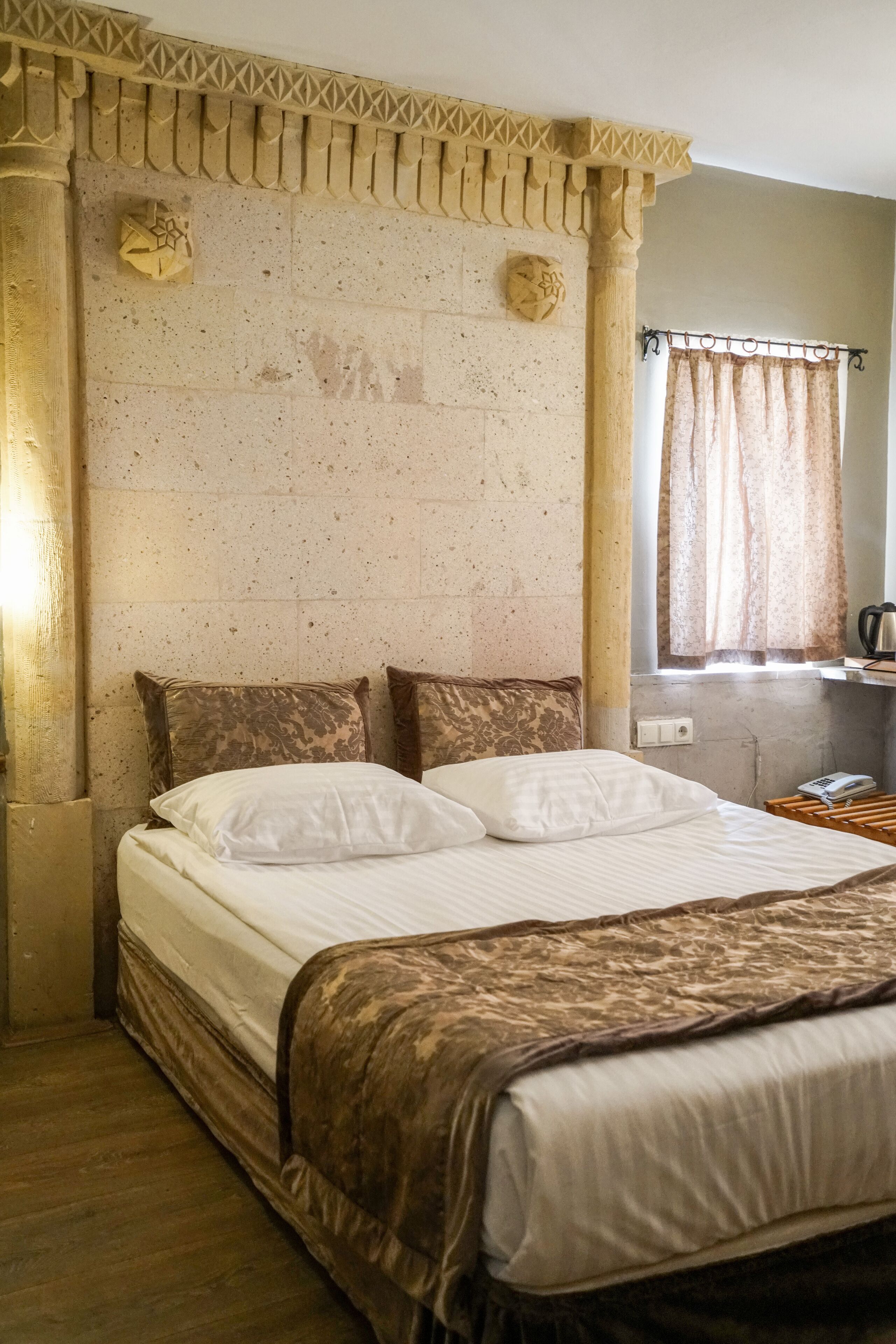 Heybe Hotel