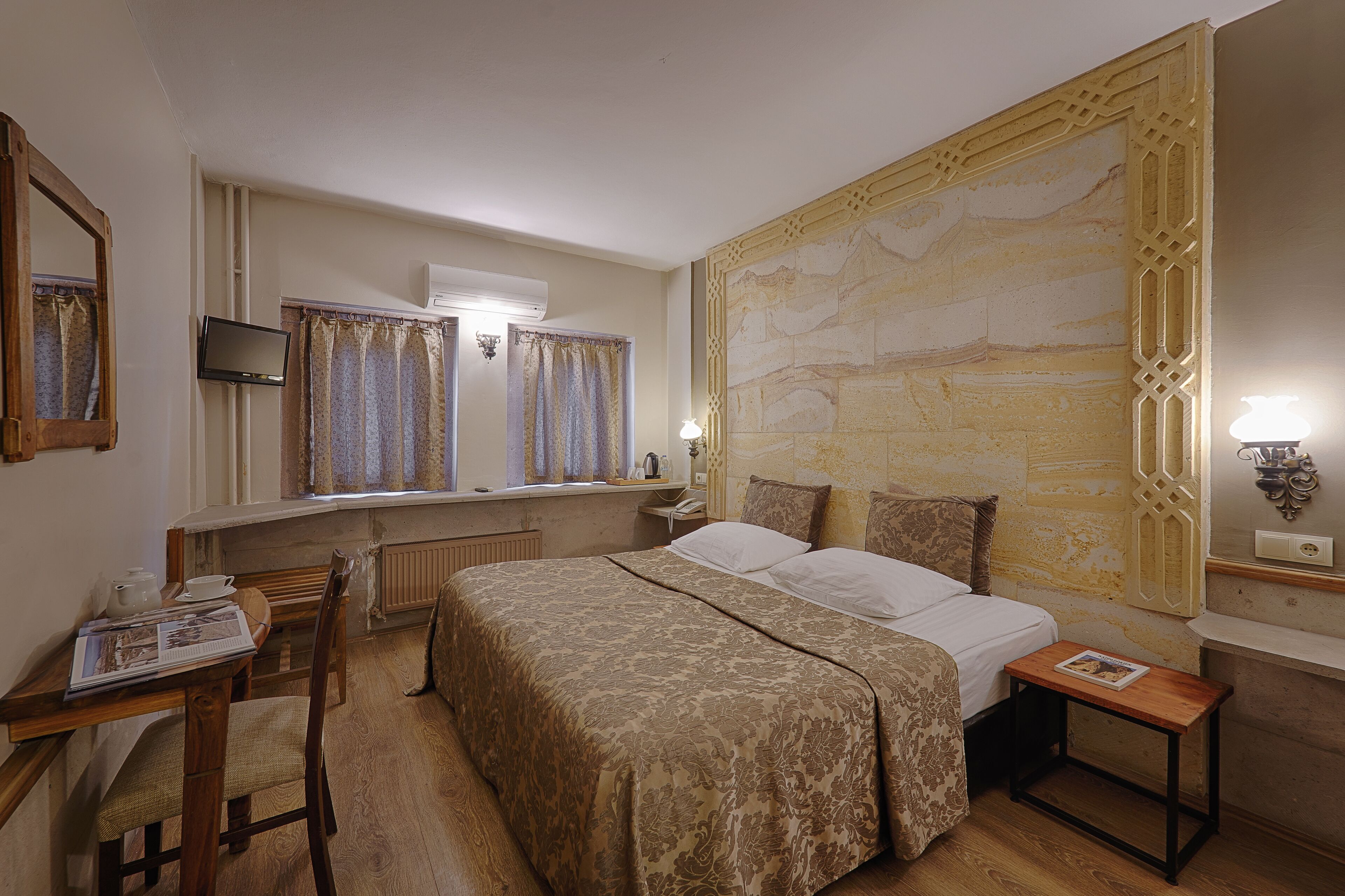 Heybe Hotel