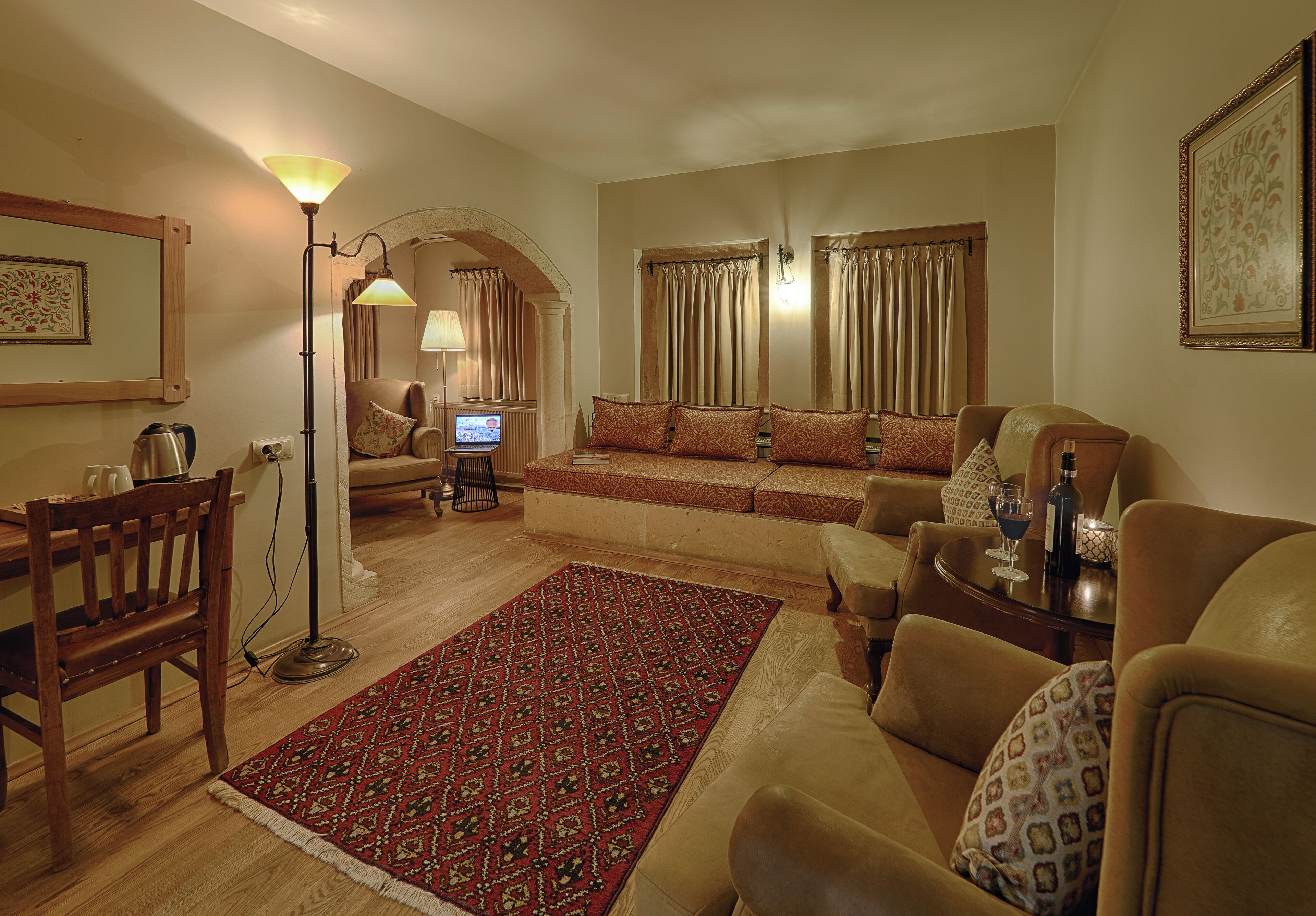 Heybe Hotel