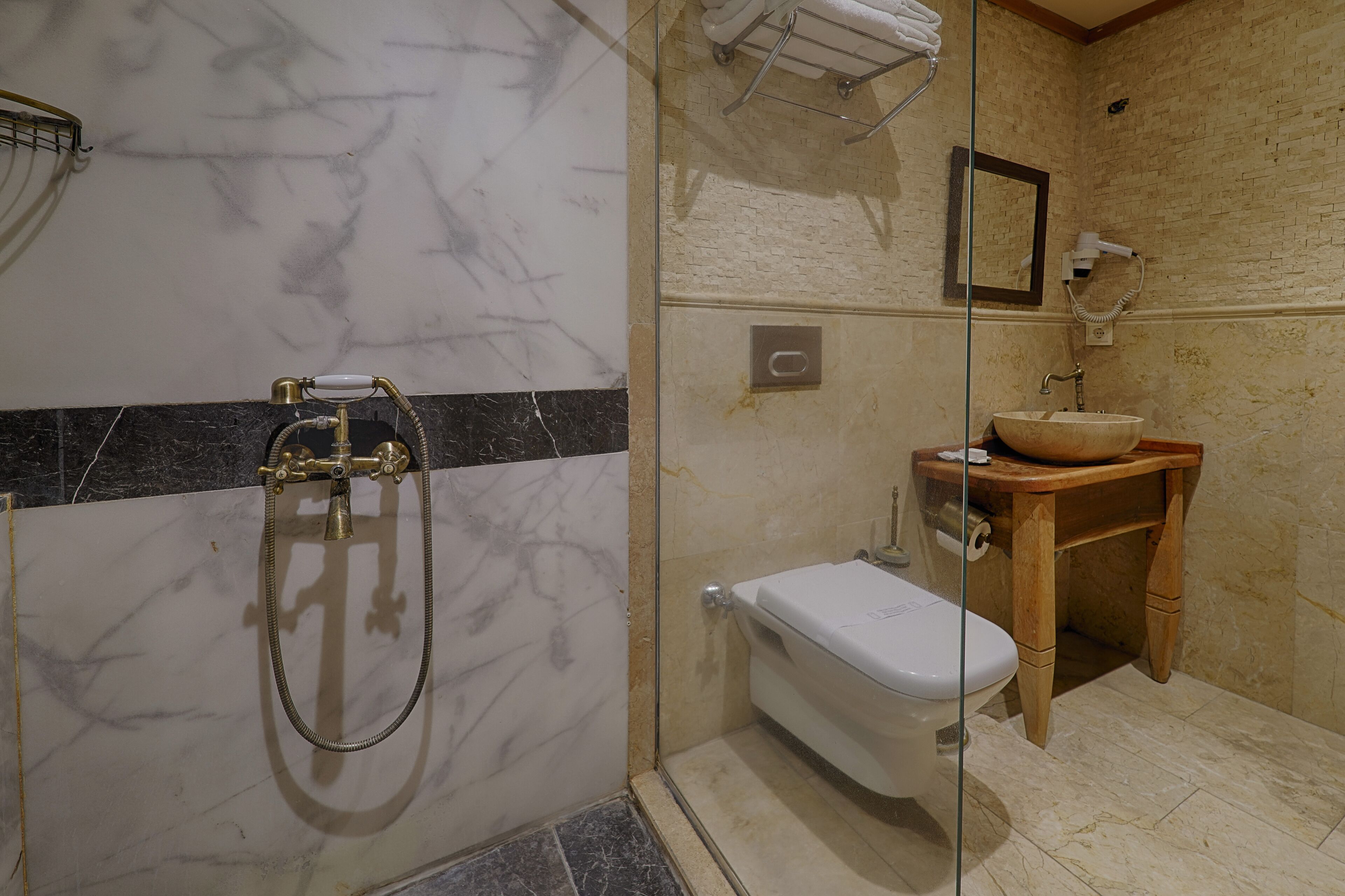 Heybe Hotel