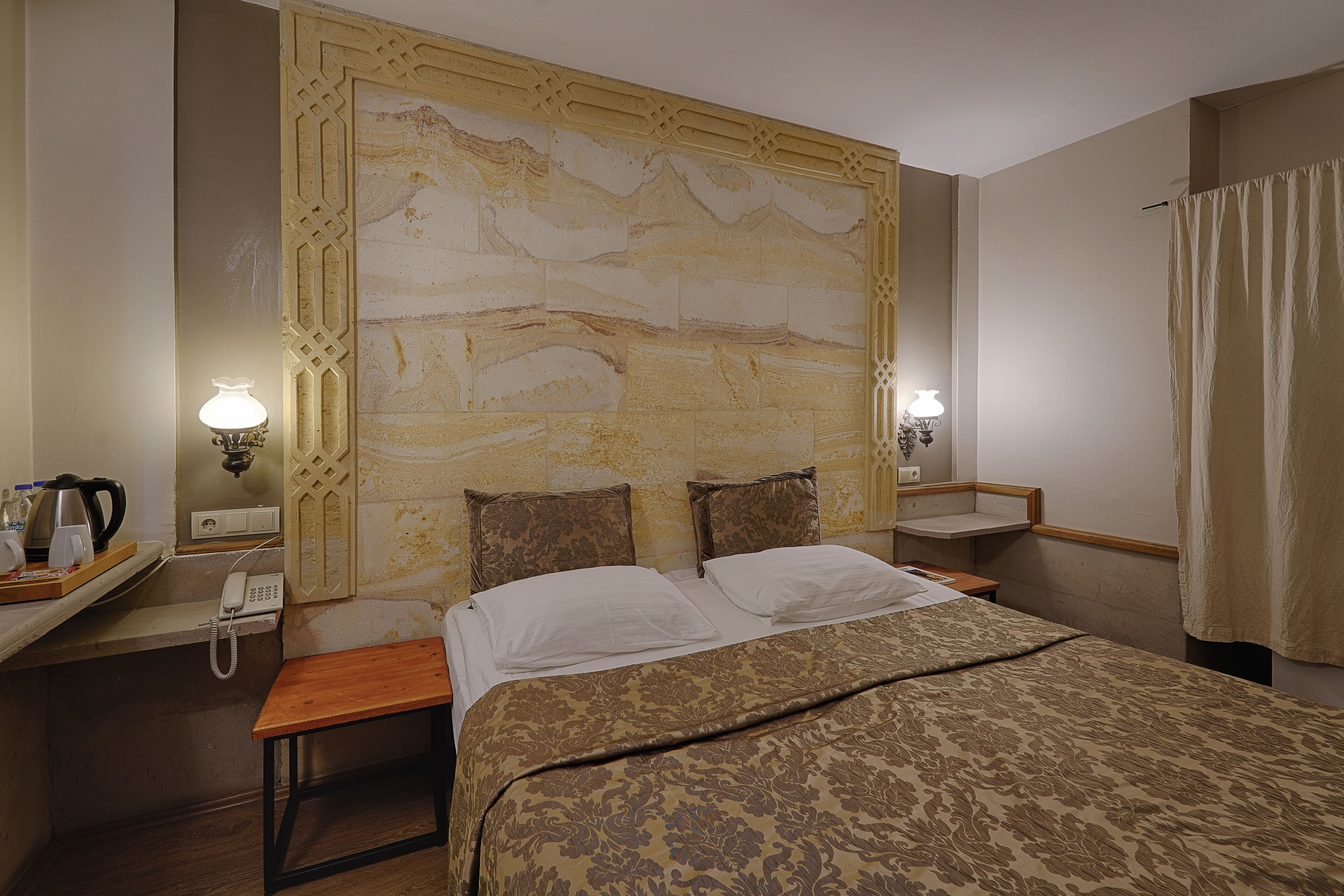 Heybe Hotel