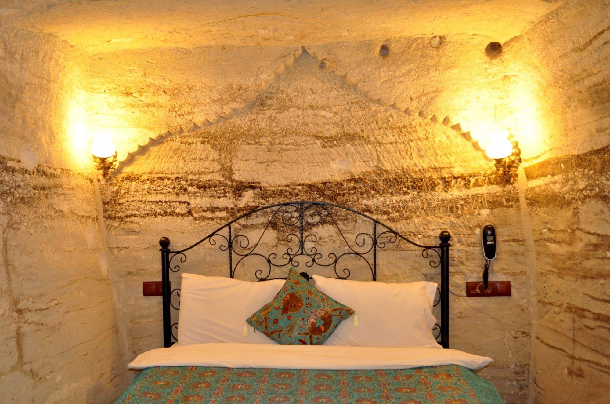 Hills Cave