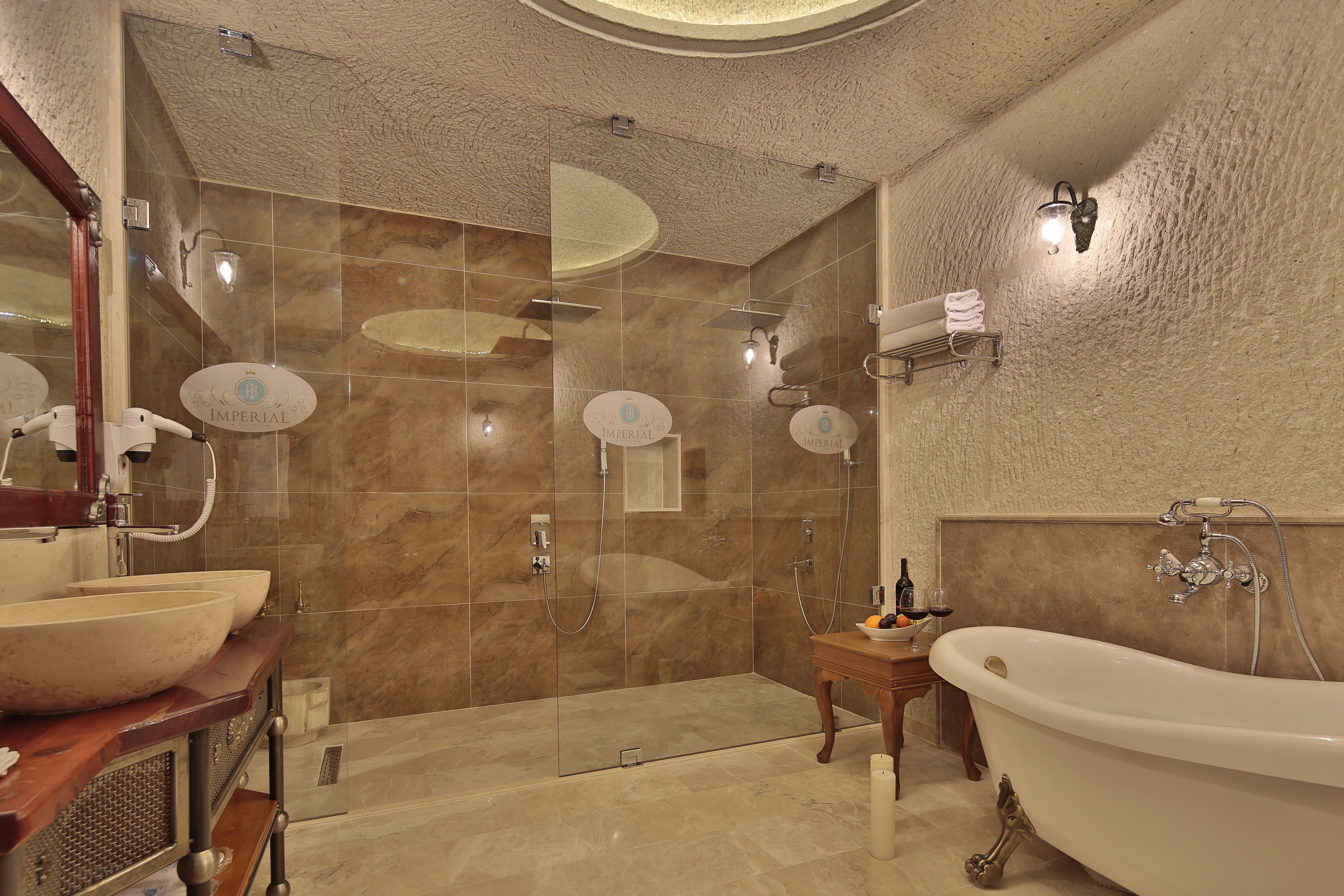 Imperial Cave Suites & Spa