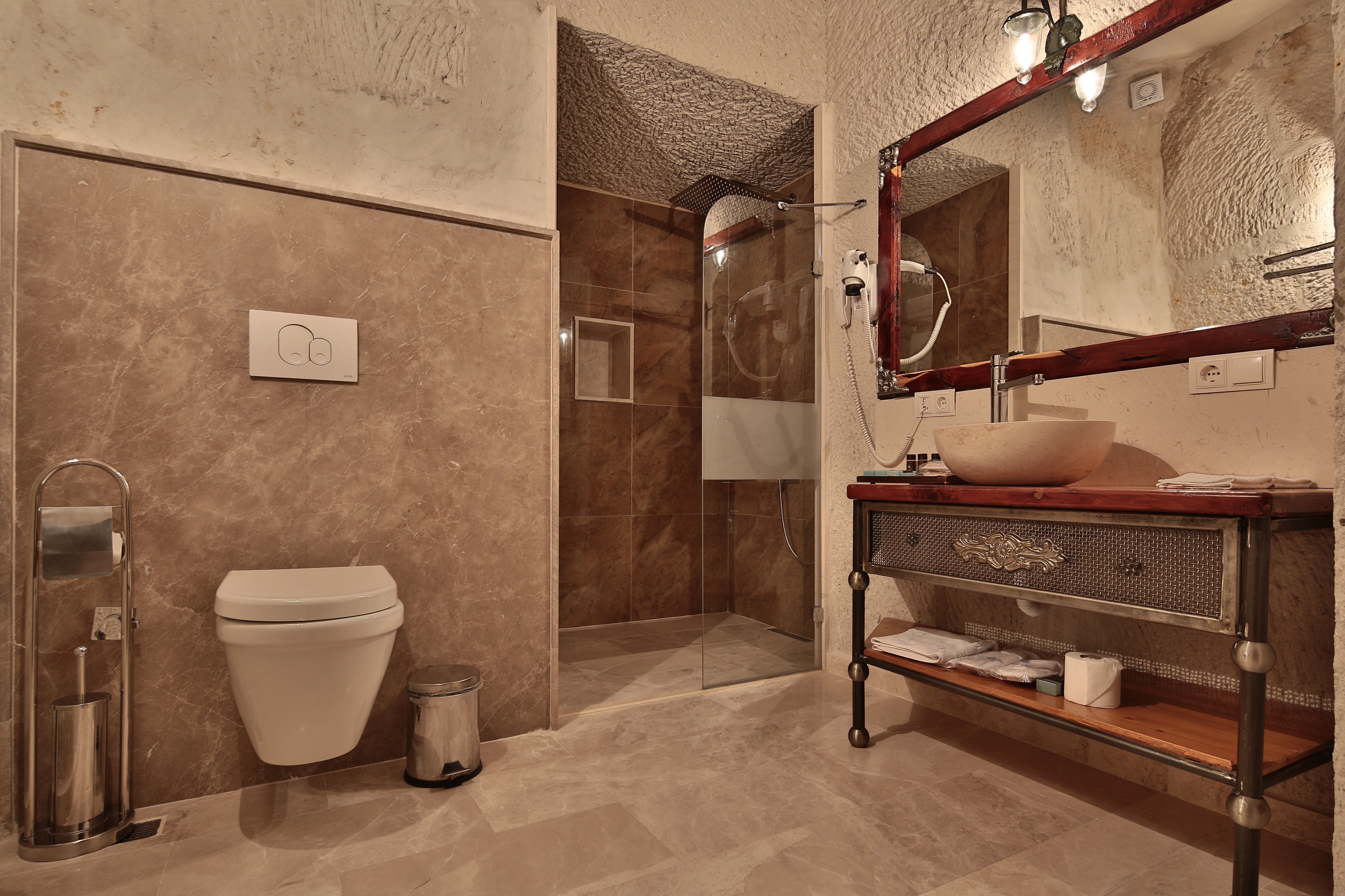 Imperial Cave Suites & Spa