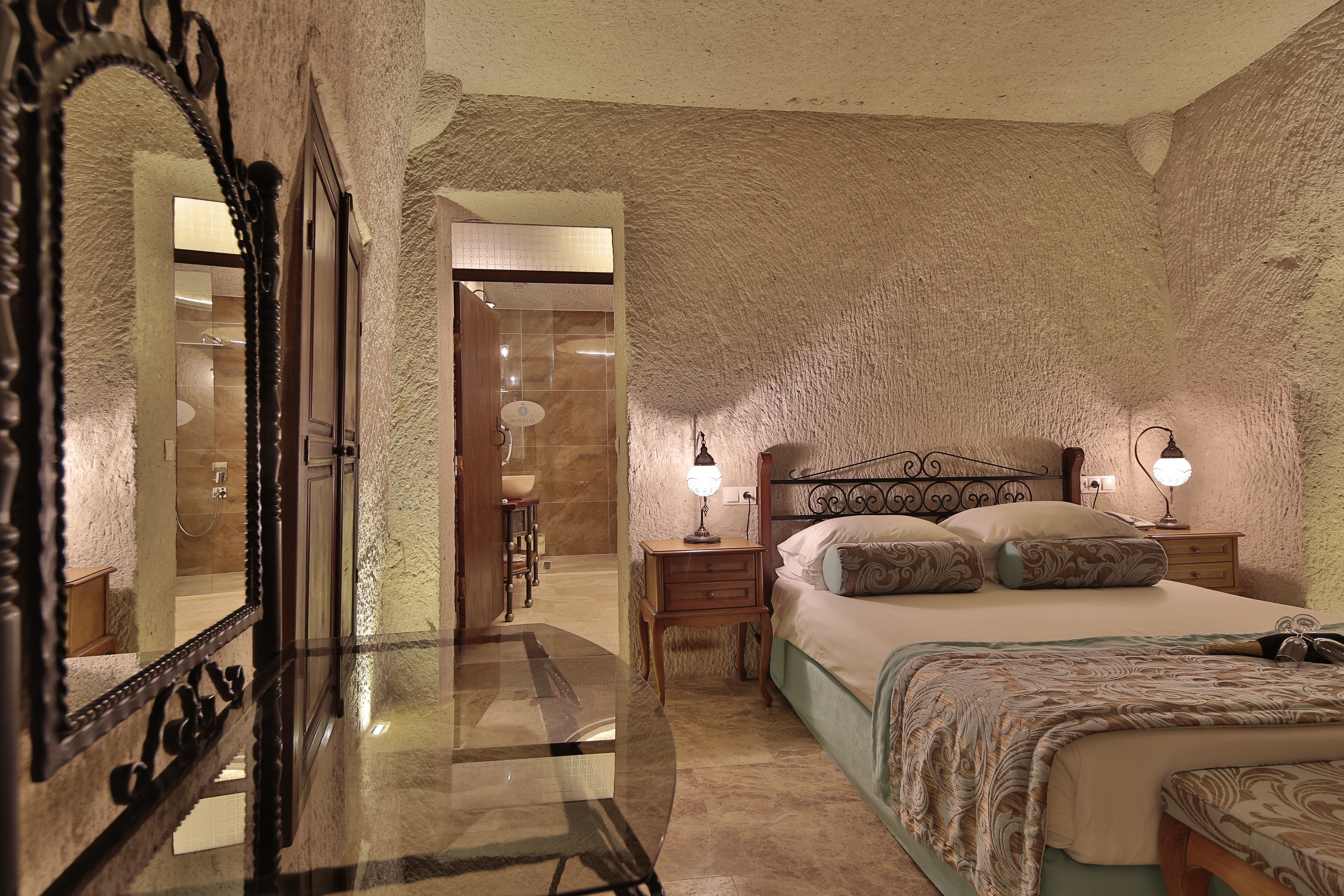 Imperial Cave Suites & Spa
