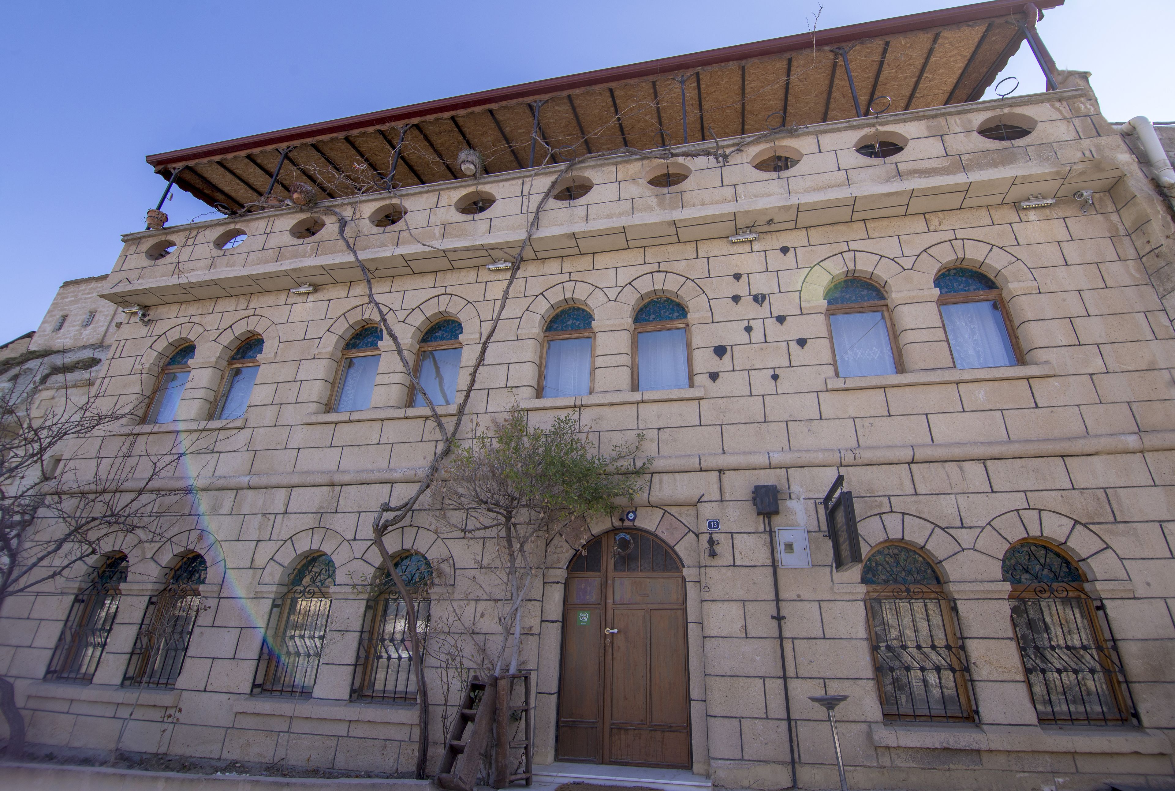 Kamelya Cave Hostel