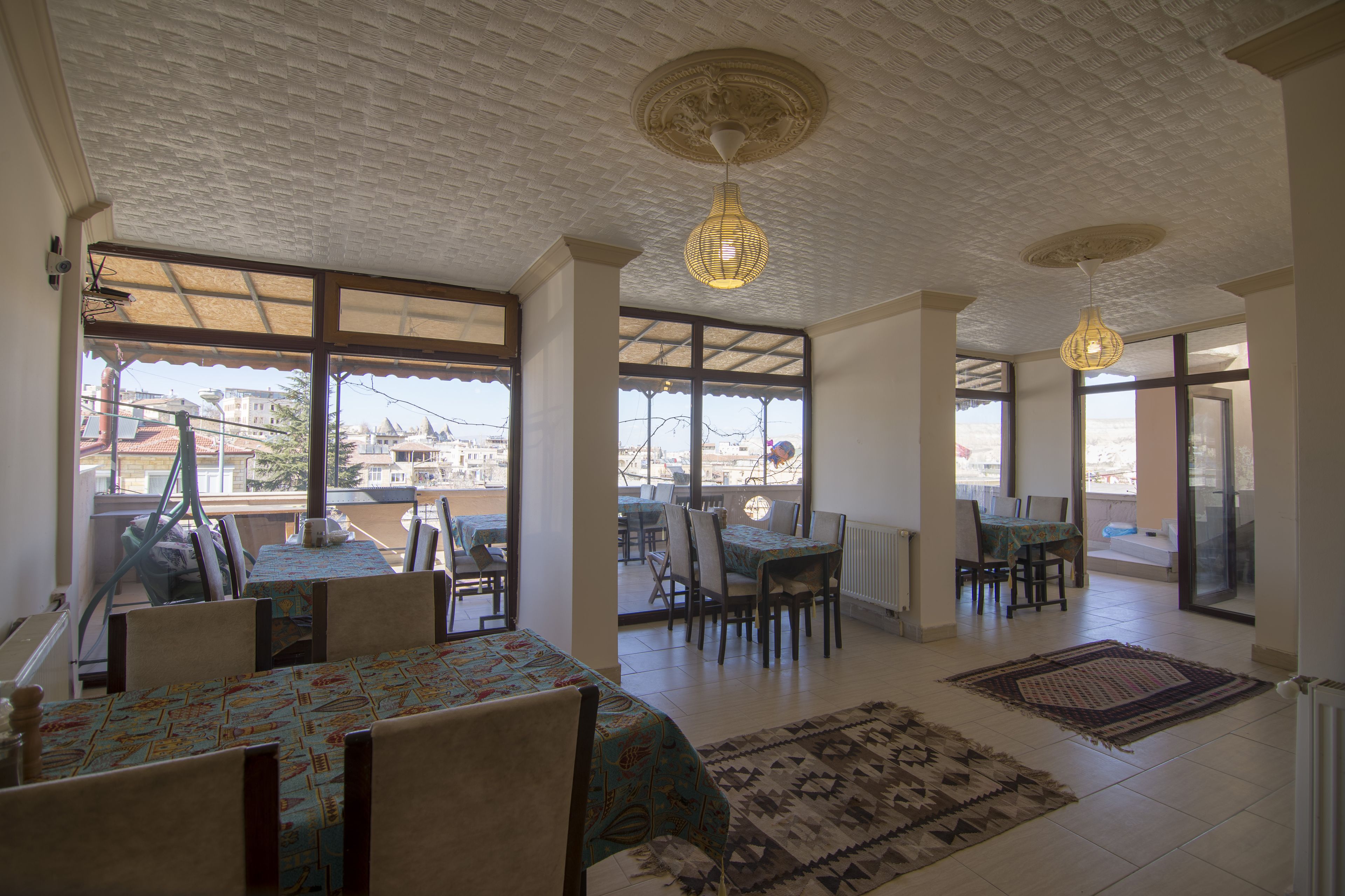 Kamelya Cave Hostel