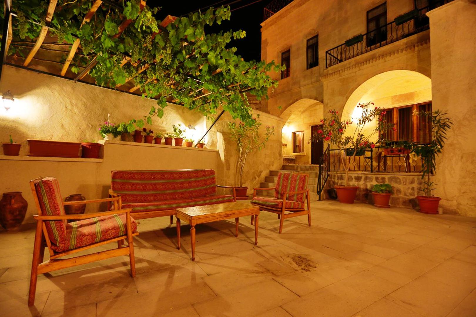 Karadut Cave Hotel