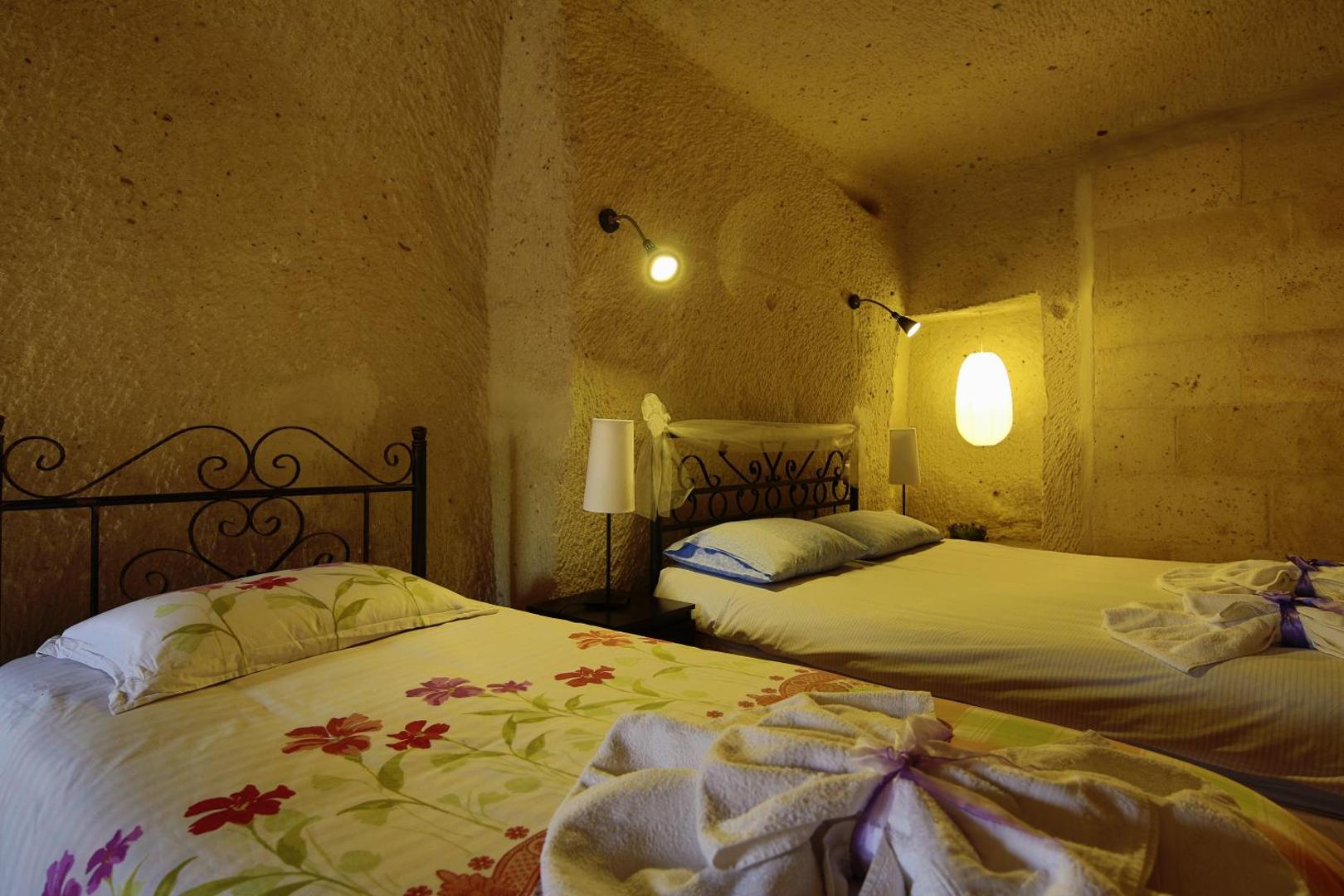 Karadut Cave Hotel