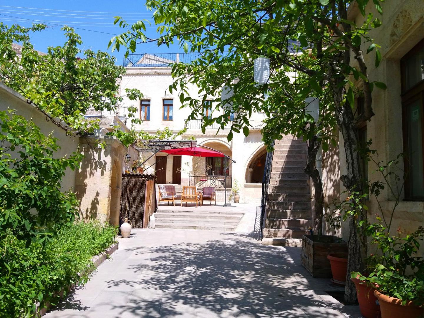 Karadut Cave Hotel
