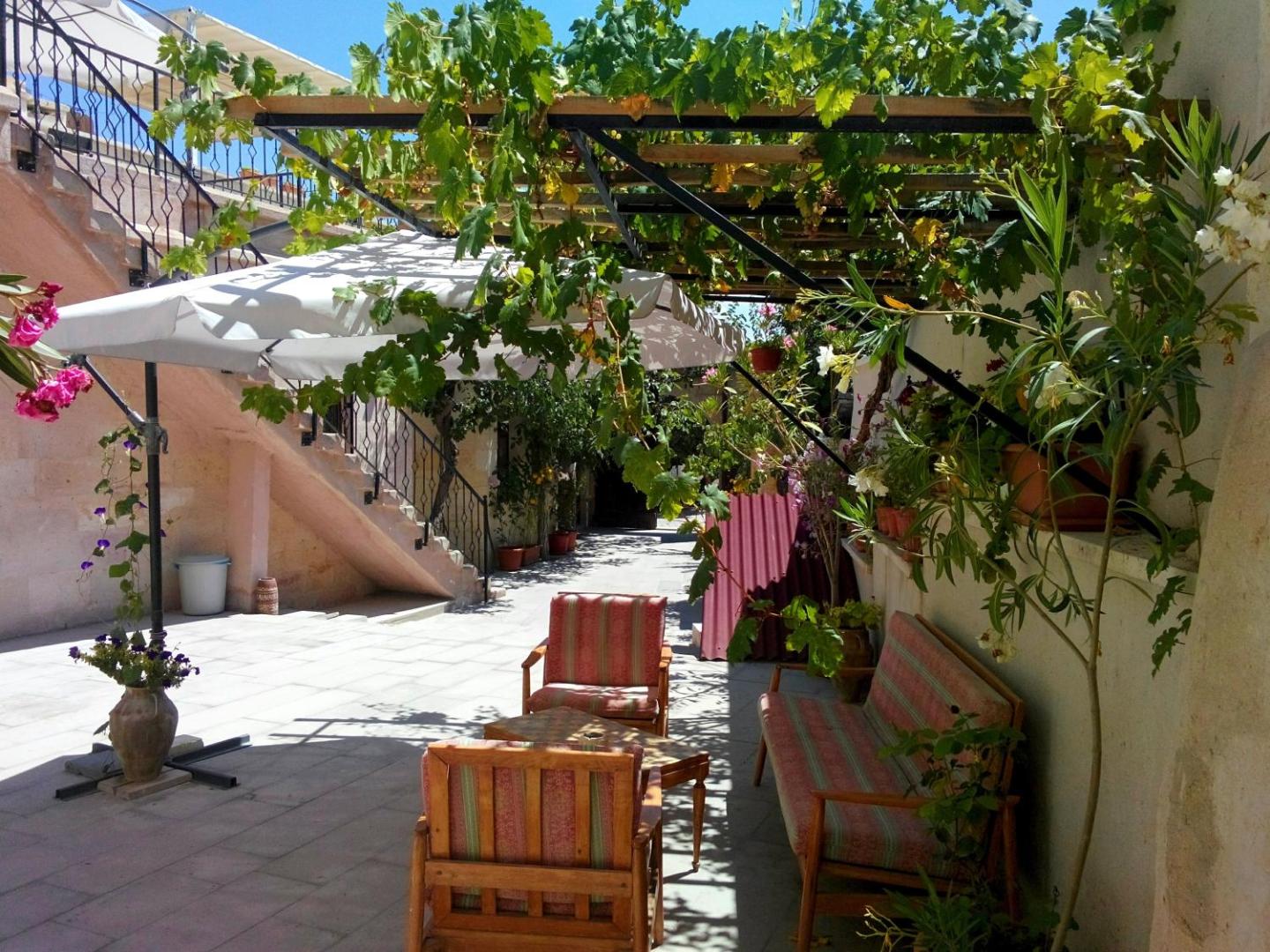 Karadut Cave Hotel