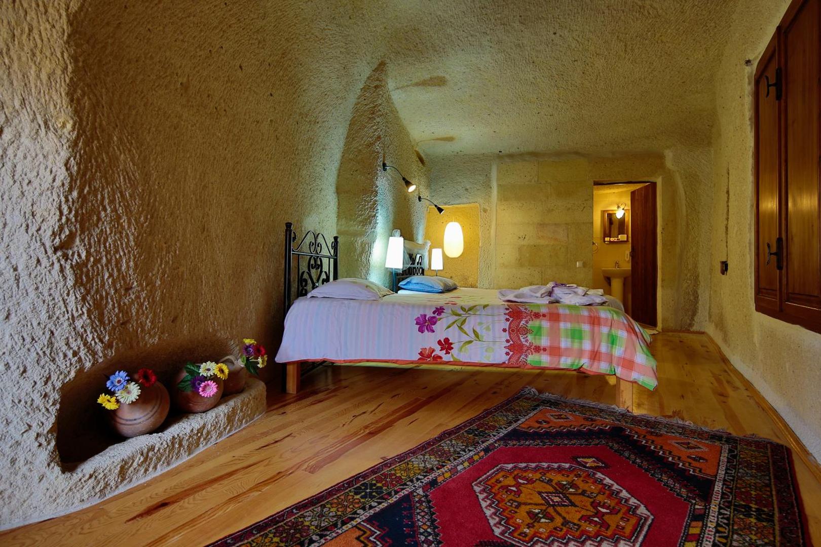 Karadut Cave Hotel