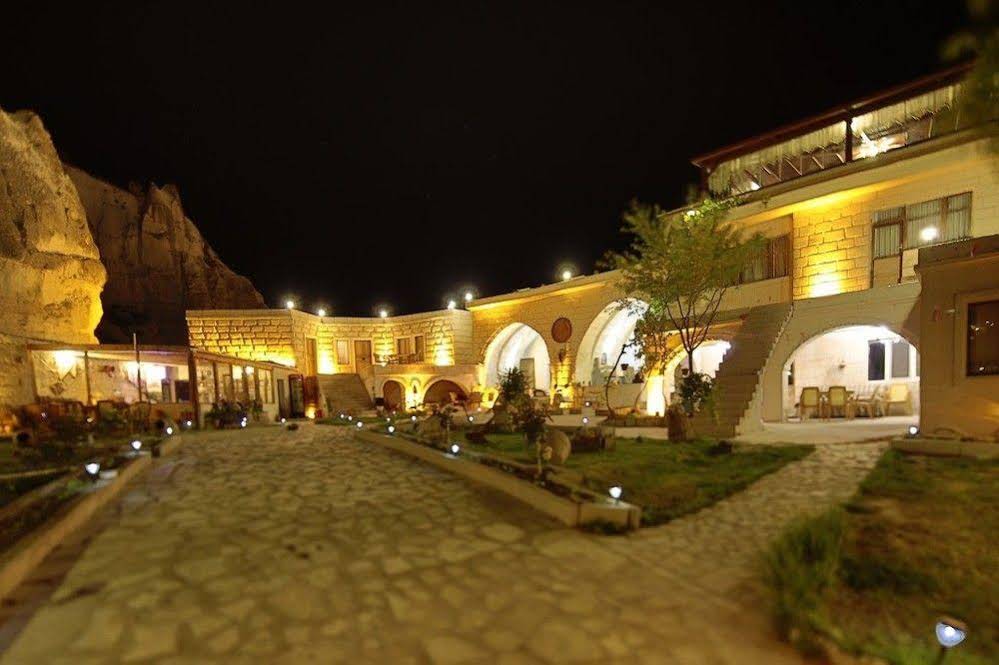 Kayatas Cave Suites Hotel