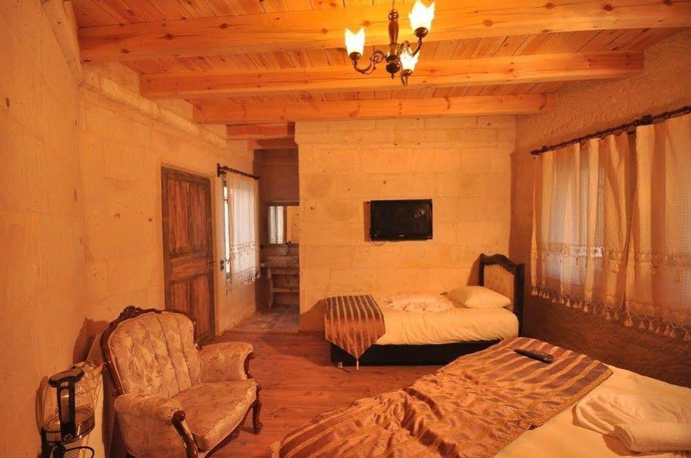 Kayatas Cave Suites Hotel