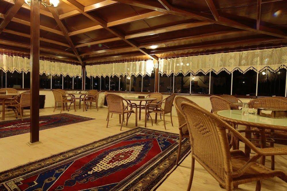 Kayatas Cave Suites Hotel