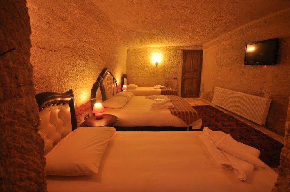 Kayatas Cave Suites Hotel
