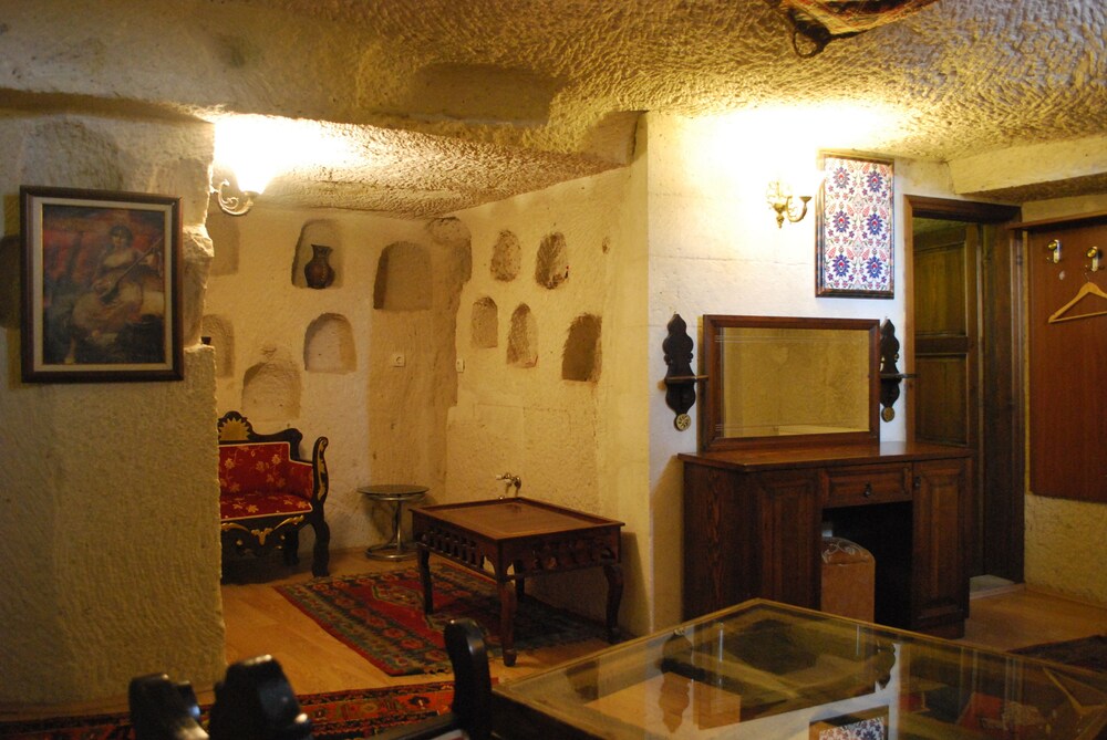 Asteria Cave Hotel