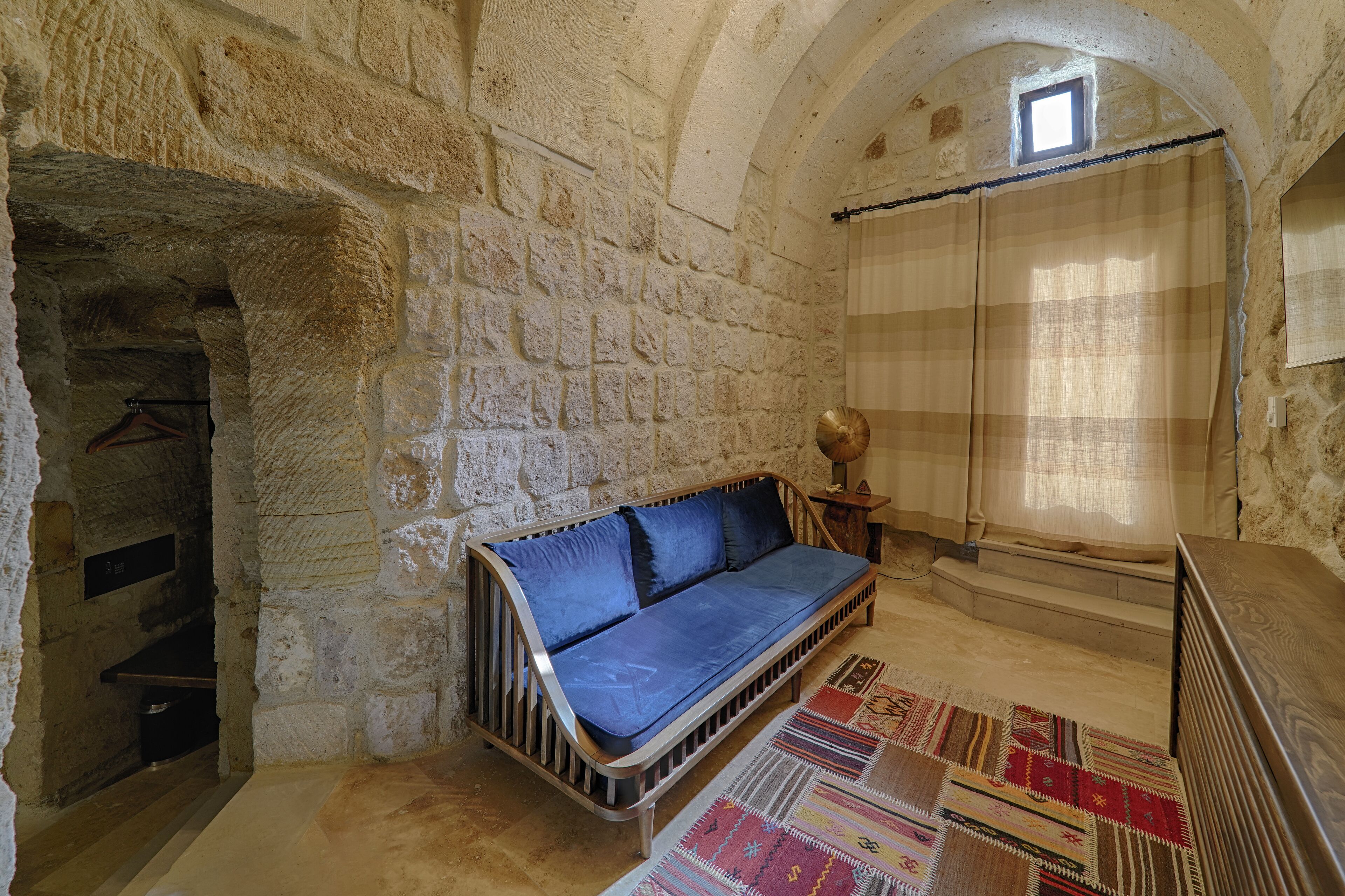 Luvi Cave Hotel