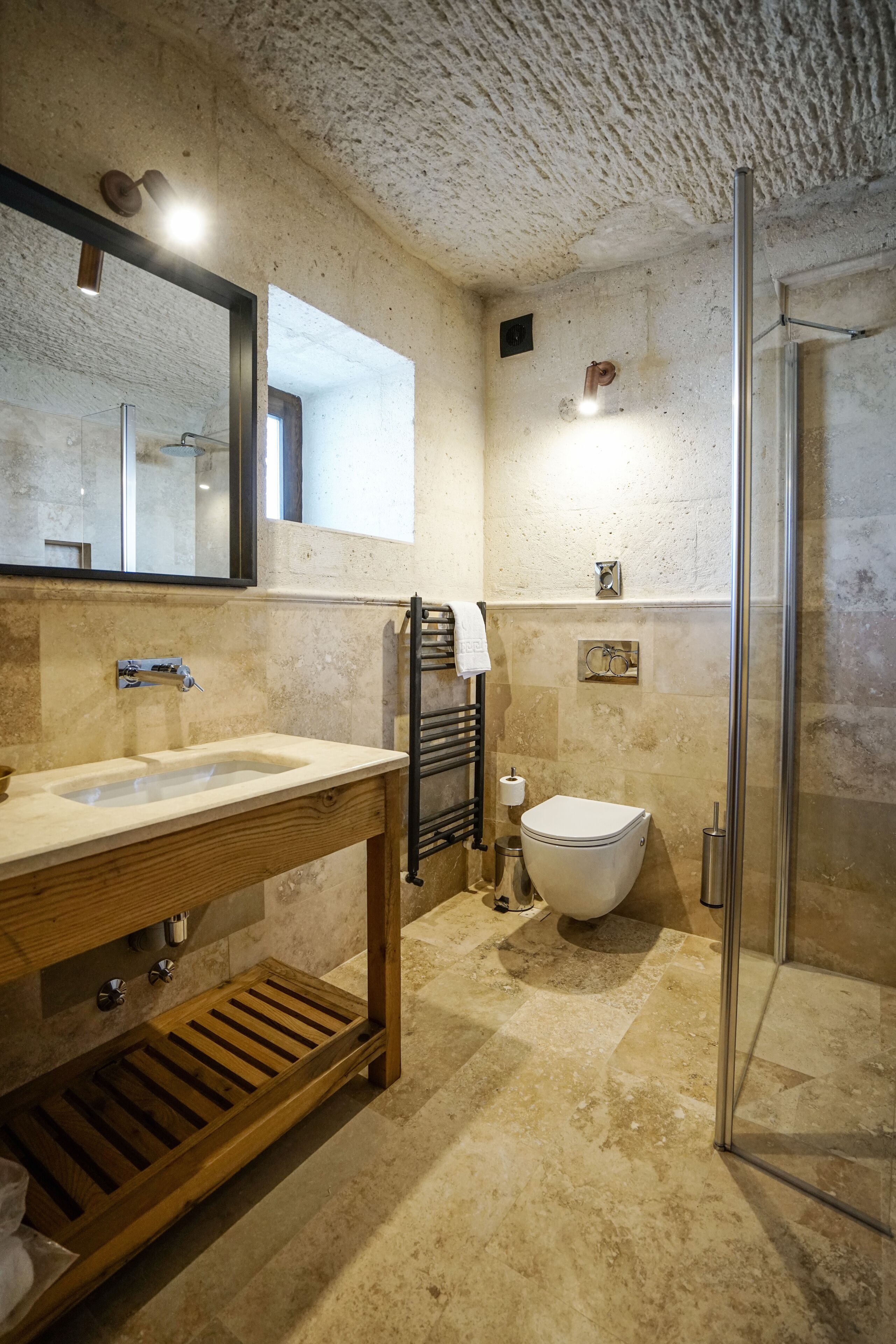 Luvi Cave Hotel