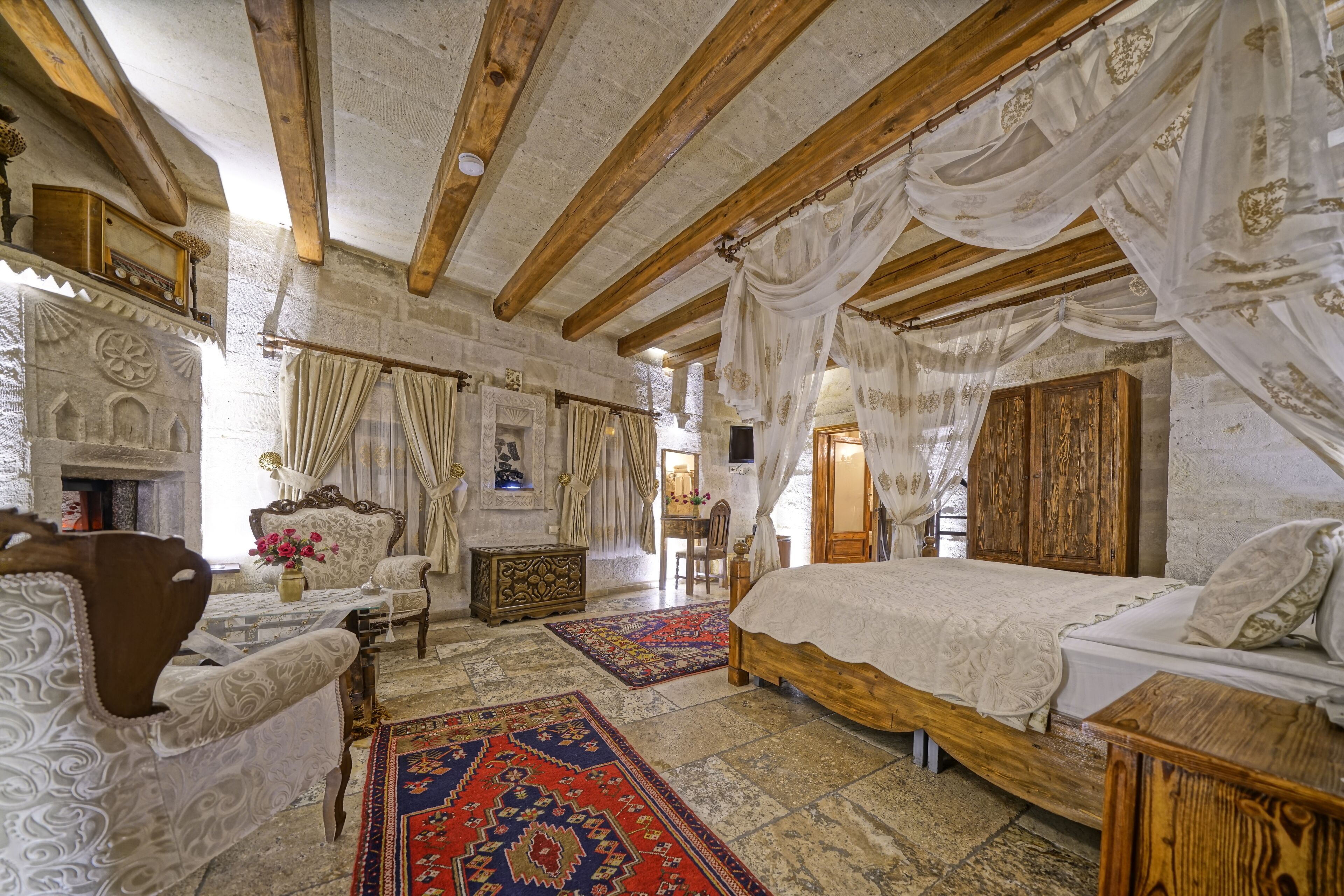 Maccan Cave Hotel