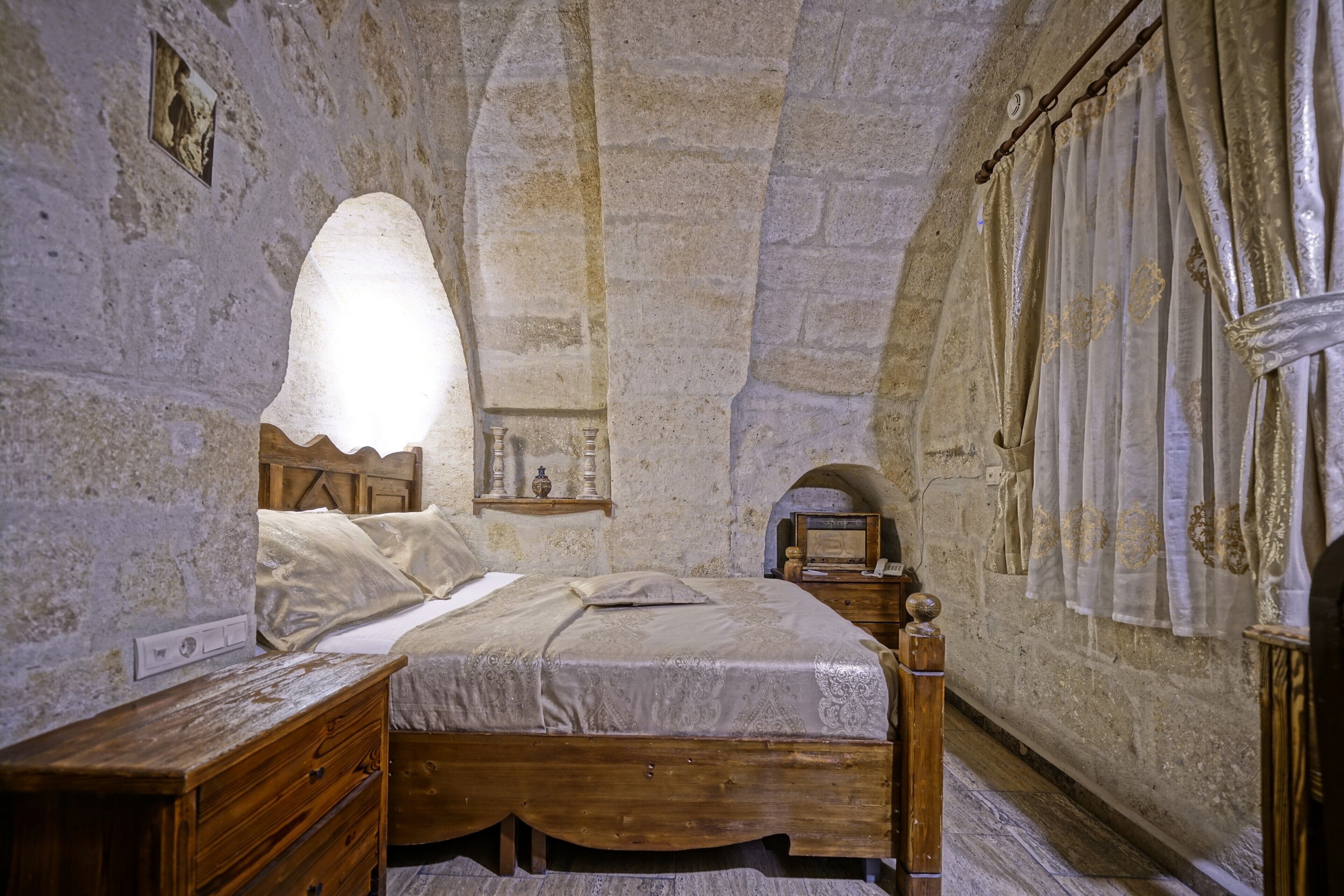 Maccan Cave Hotel