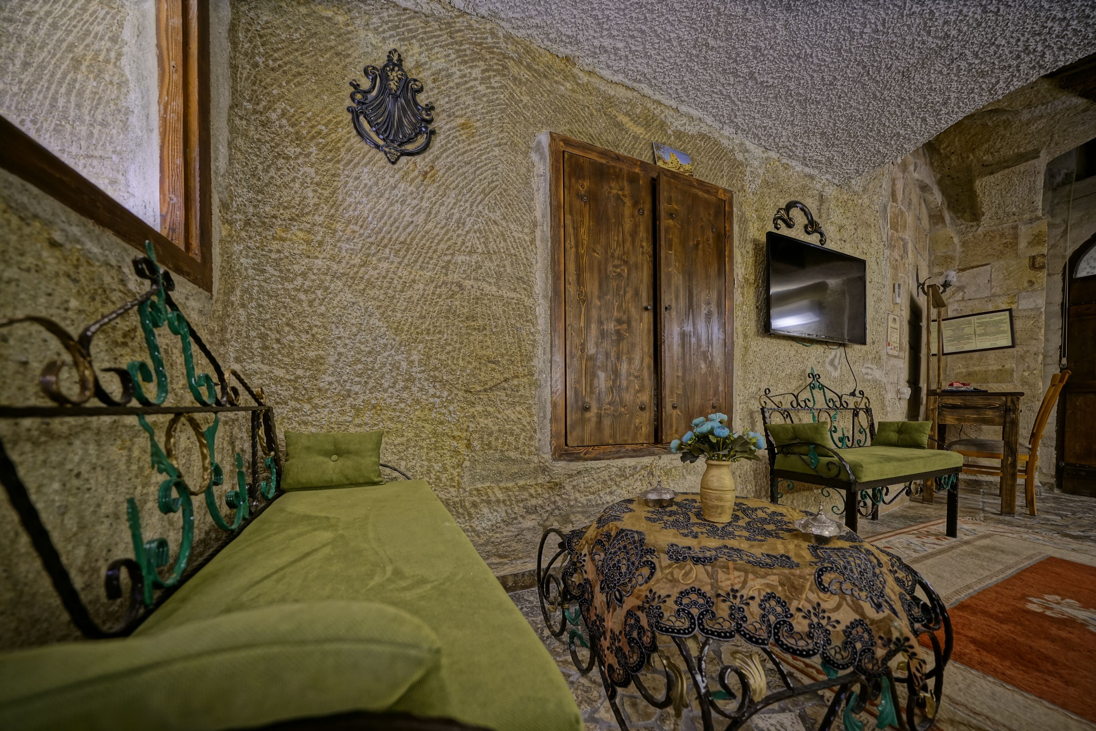 Maccan Cave Hotel