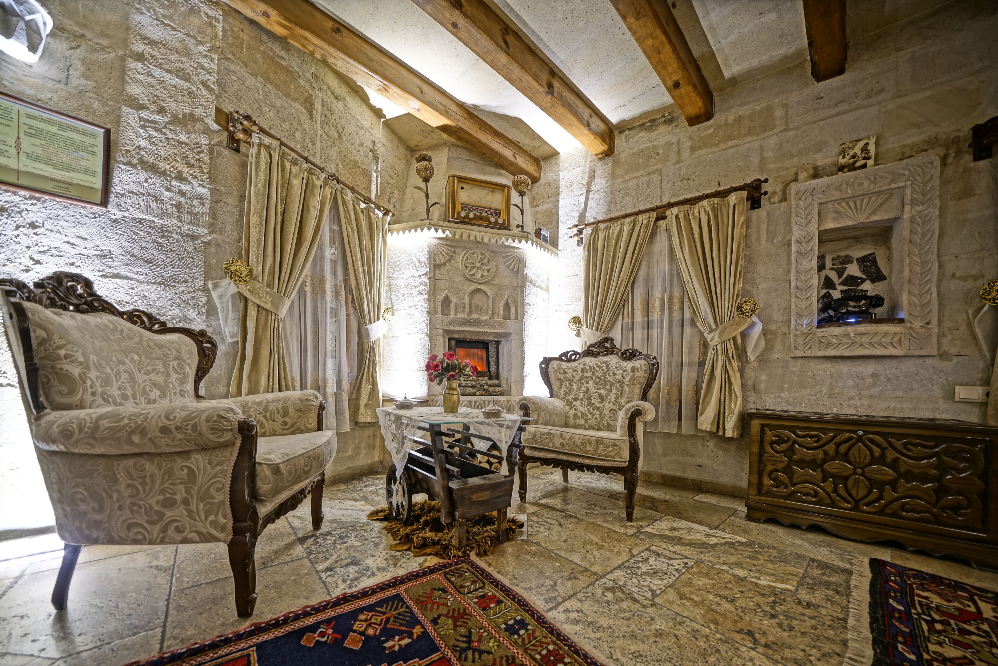 Maccan Cave Hotel