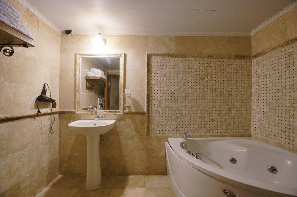 Maron Stone House