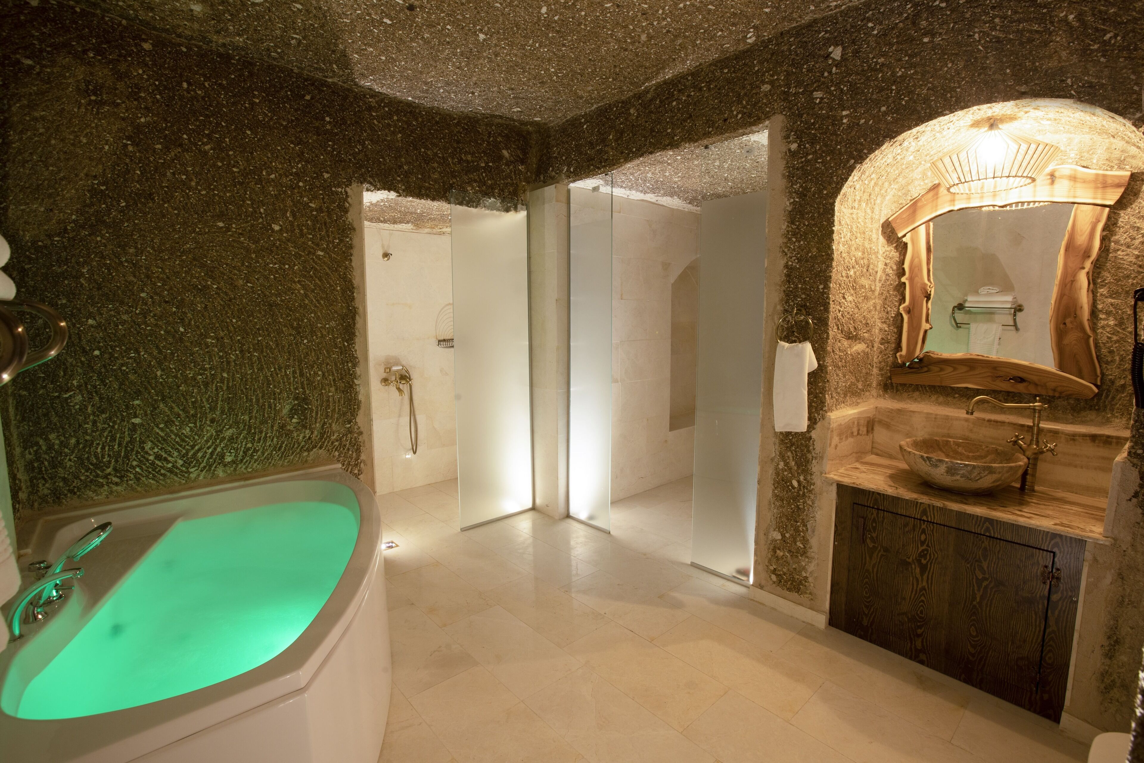 Medusa Cave Hotel