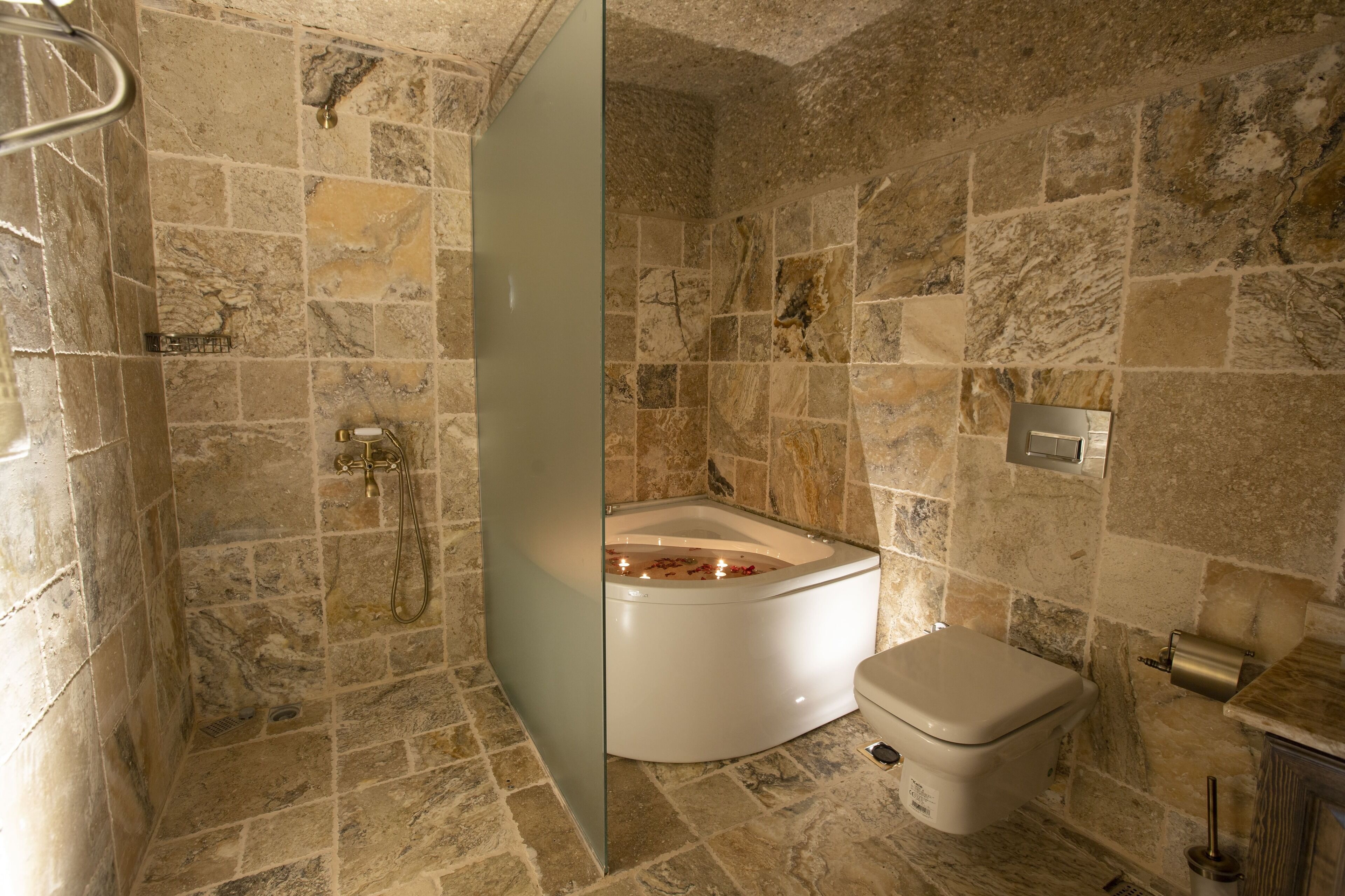 Medusa Cave Hotel
