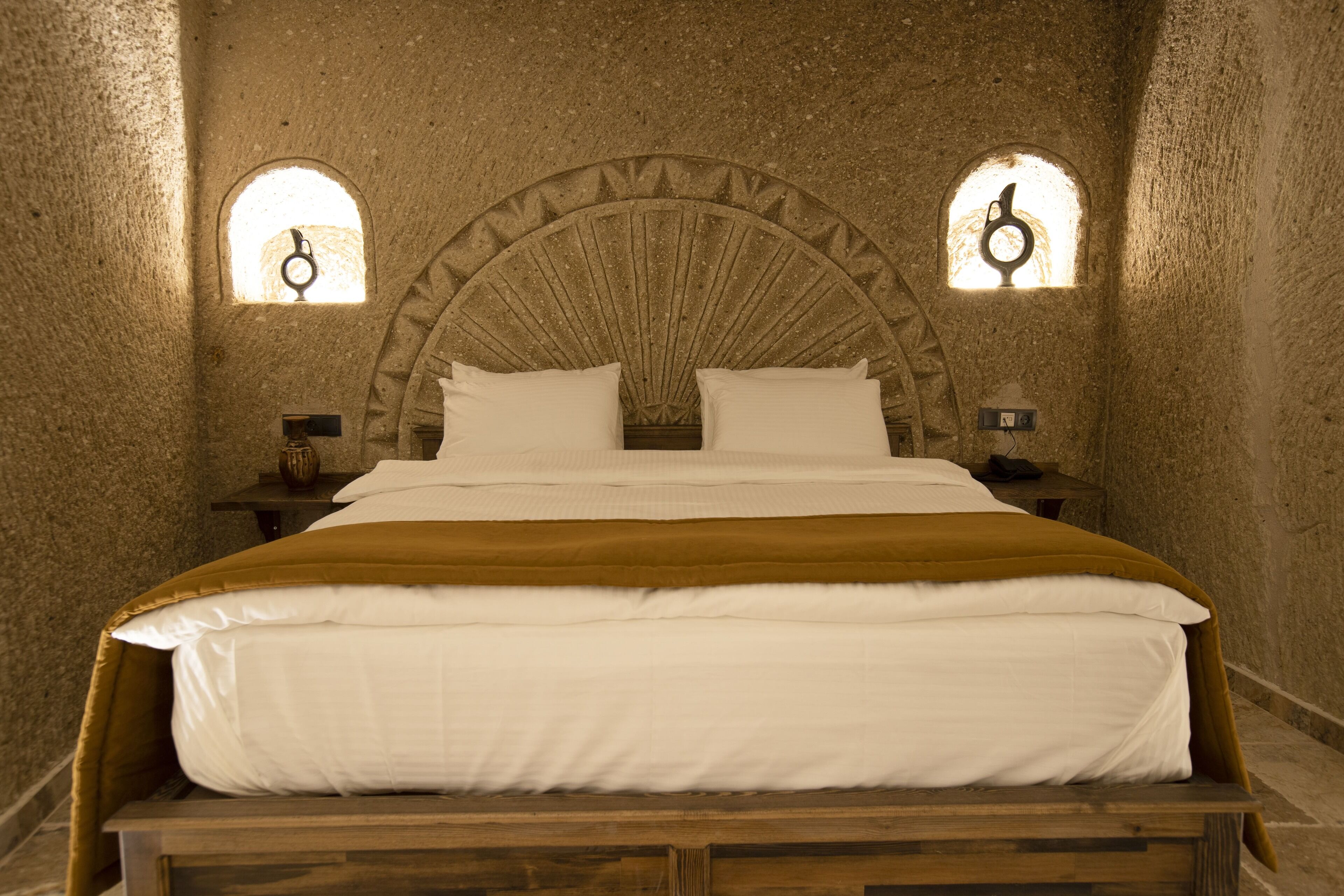 Medusa Cave Hotel