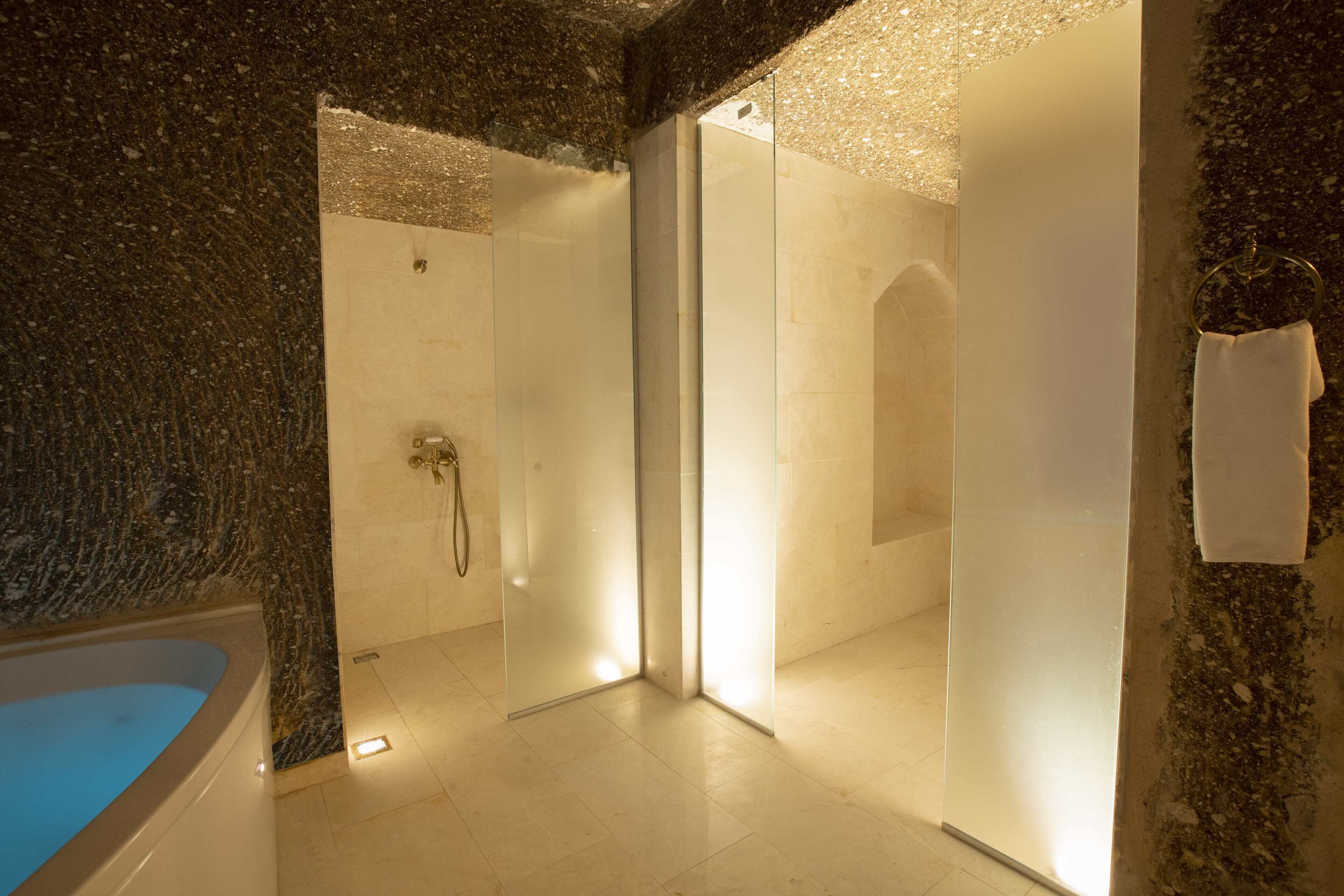Medusa Cave Hotel