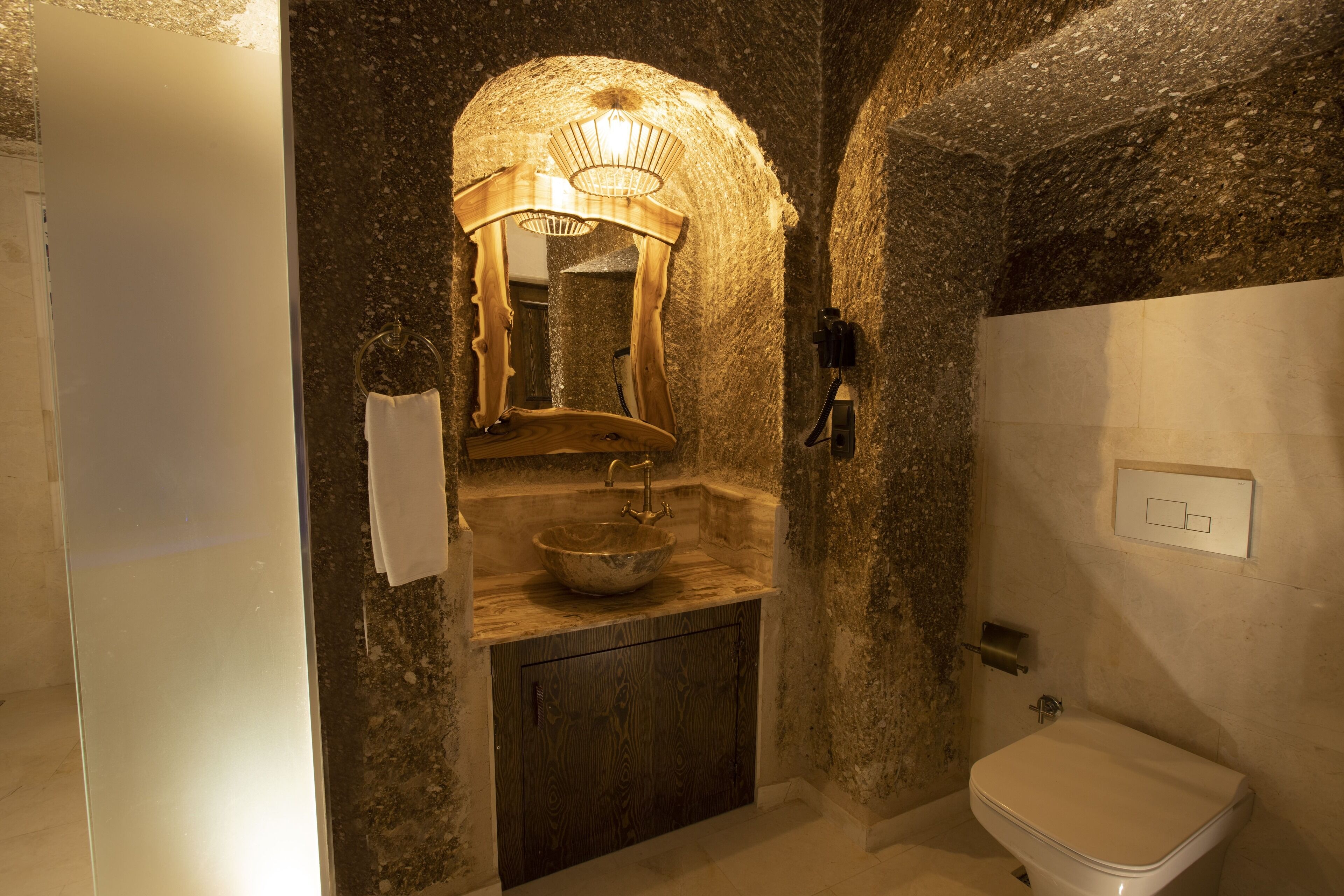 Medusa Cave Hotel