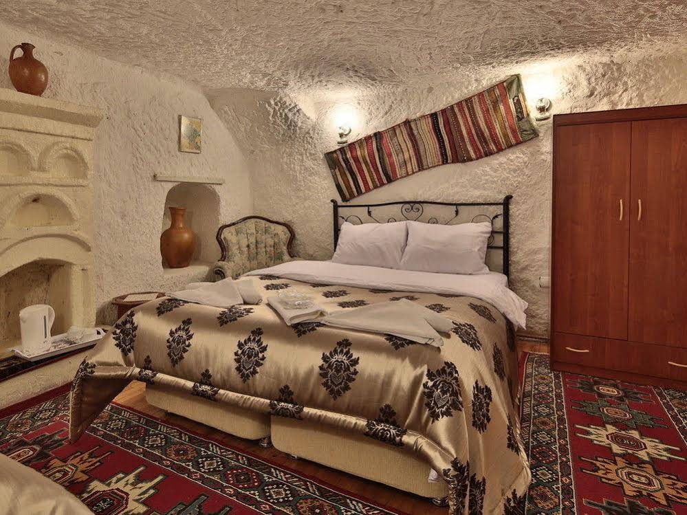 Melek Cave