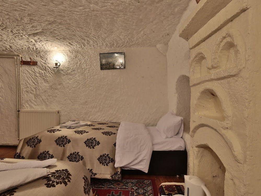 Melek Cave