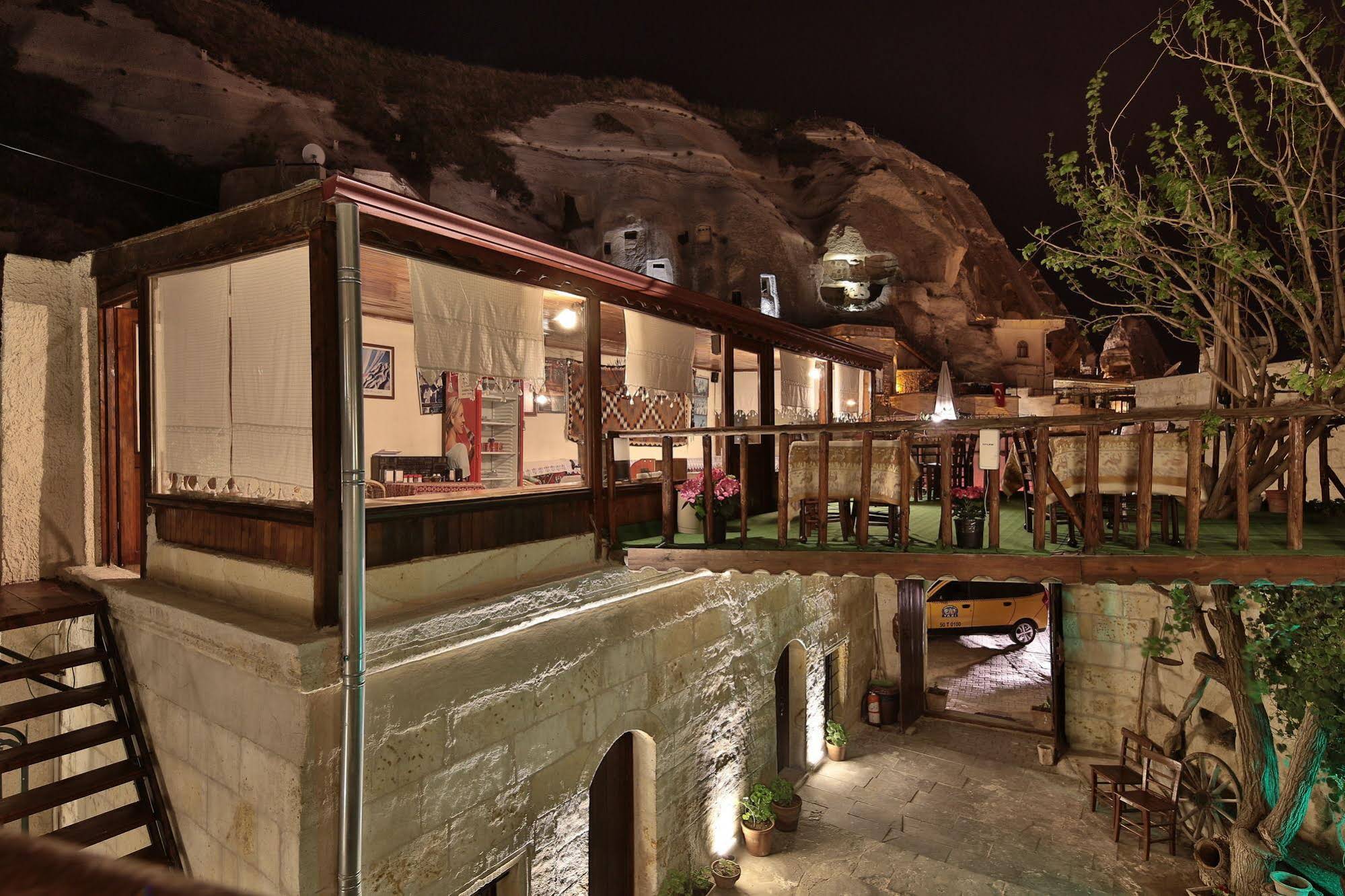 Melek Cave