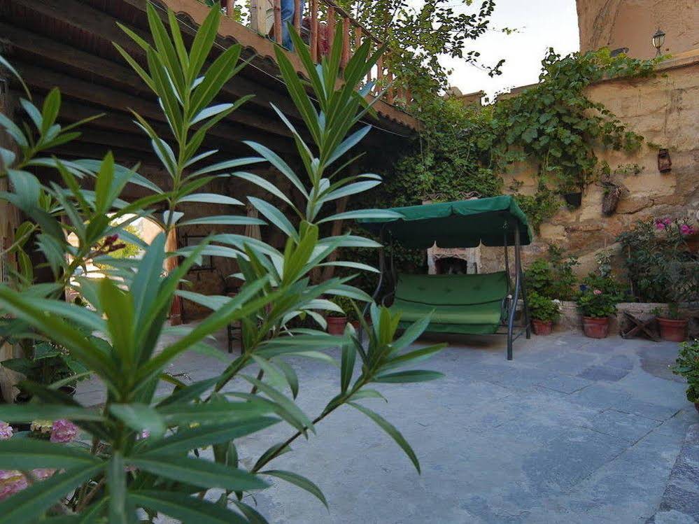 Melek Cave