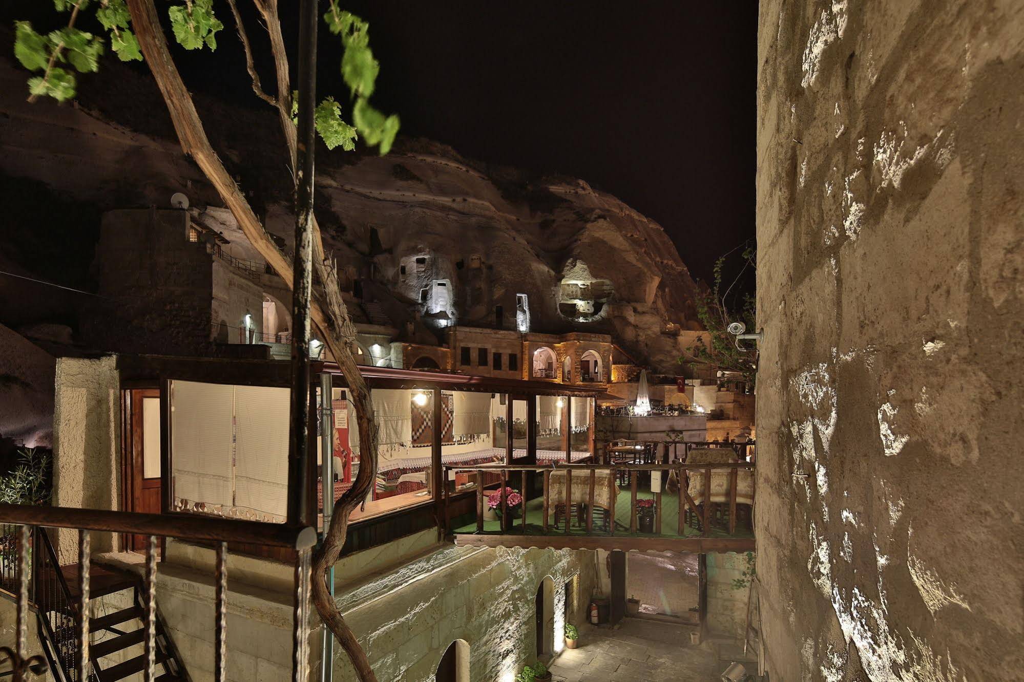 Melek Cave