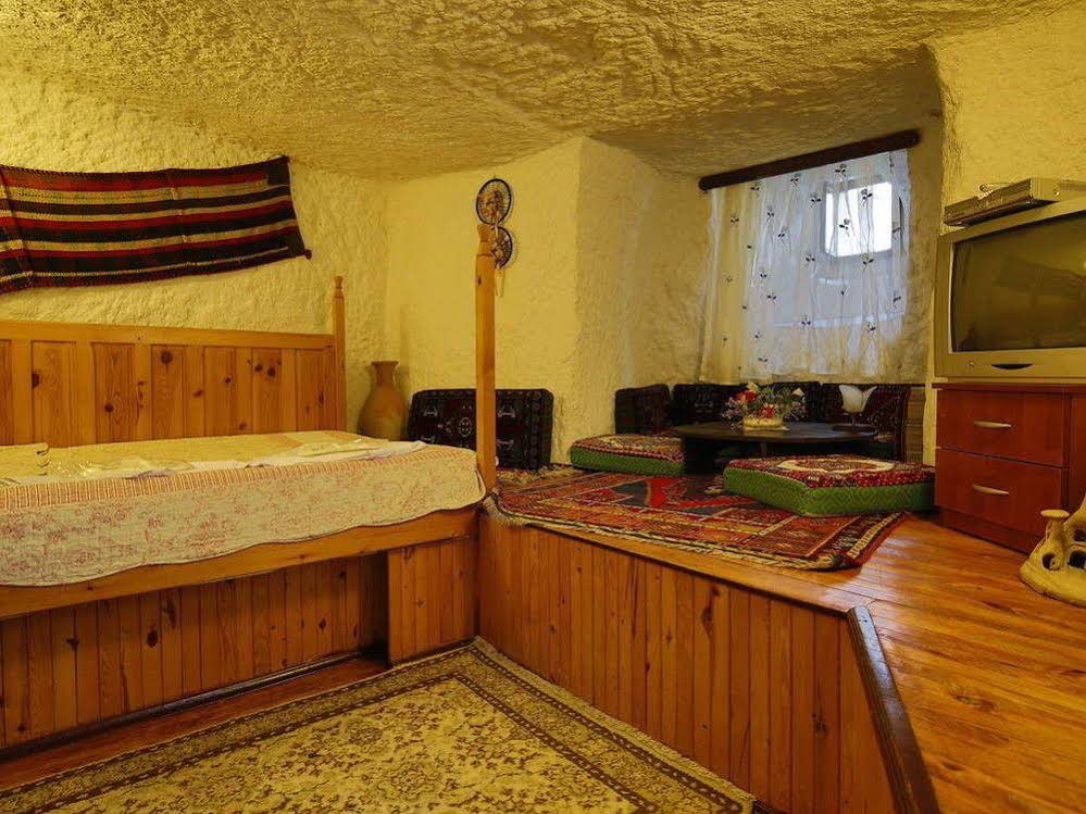 Melek Cave