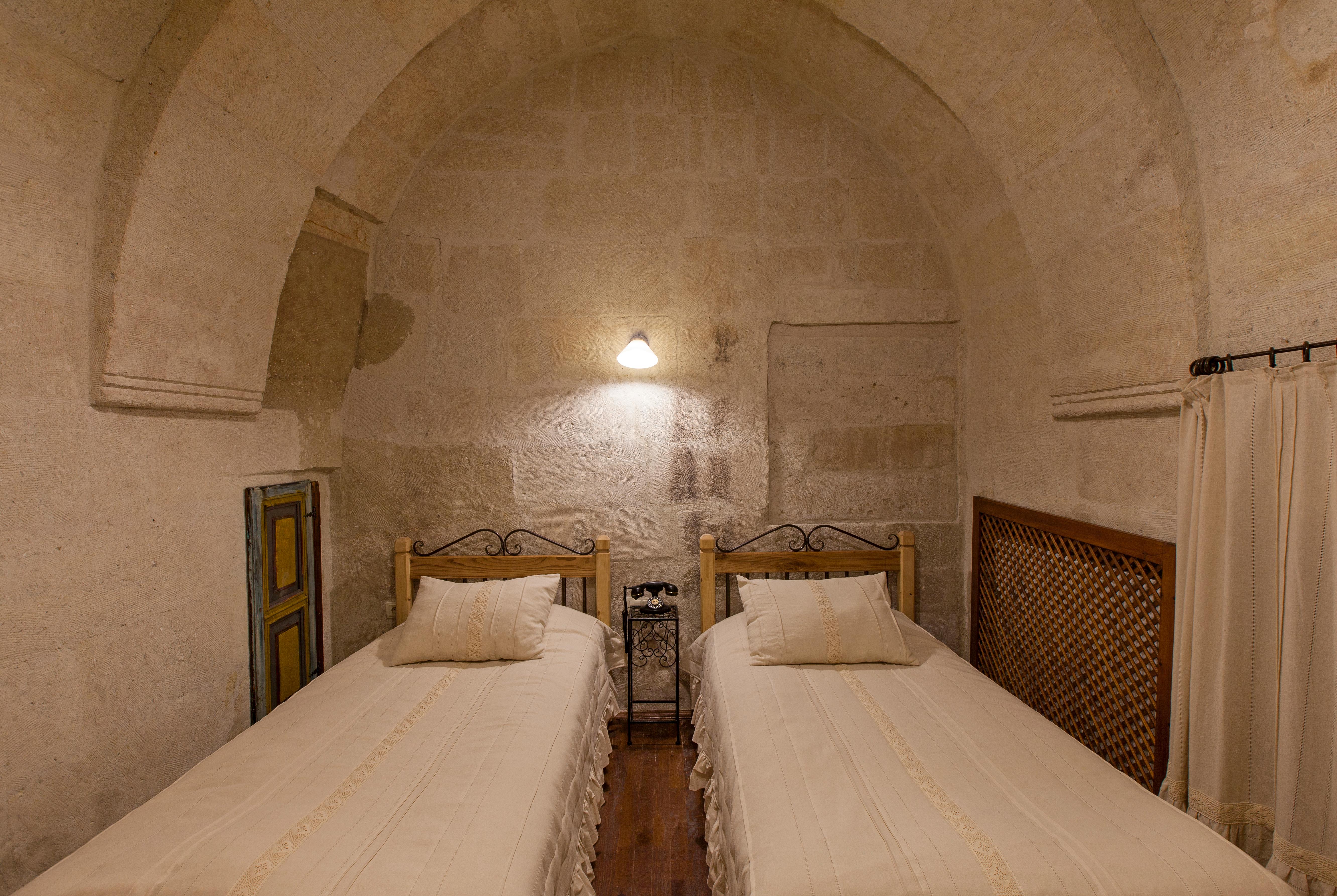 Mithra Cave Hotel