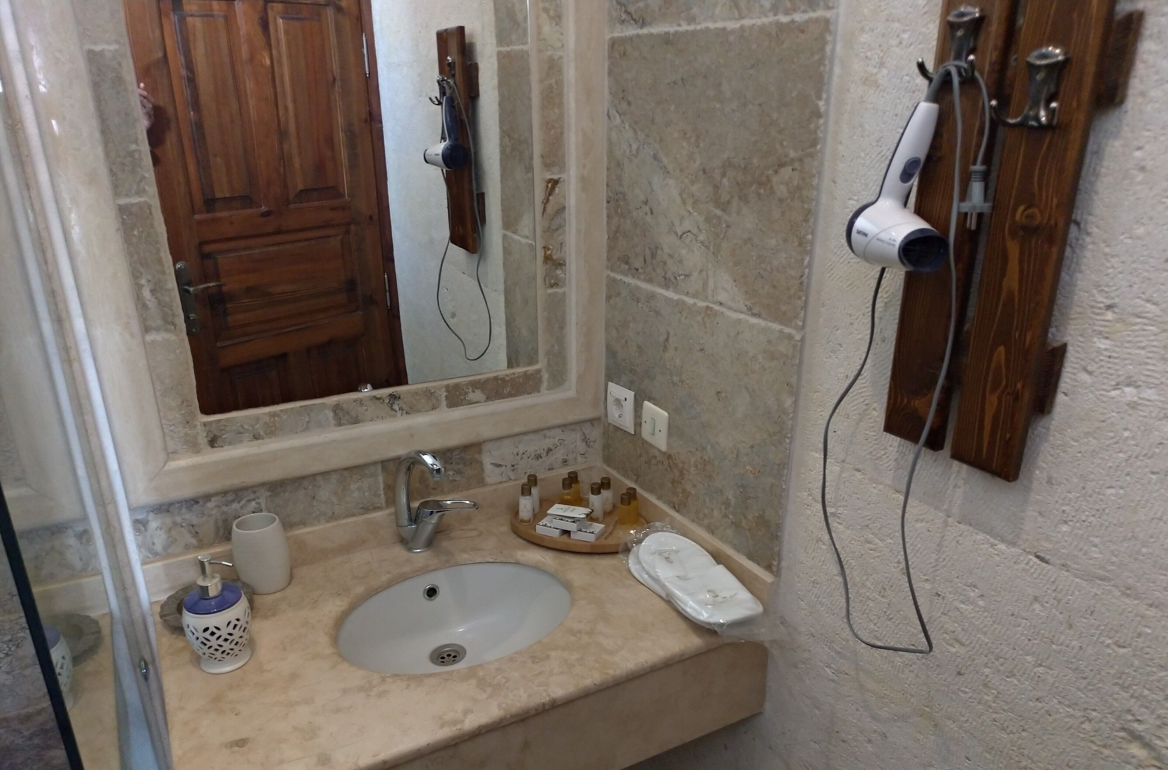 Osmanbey Cave House