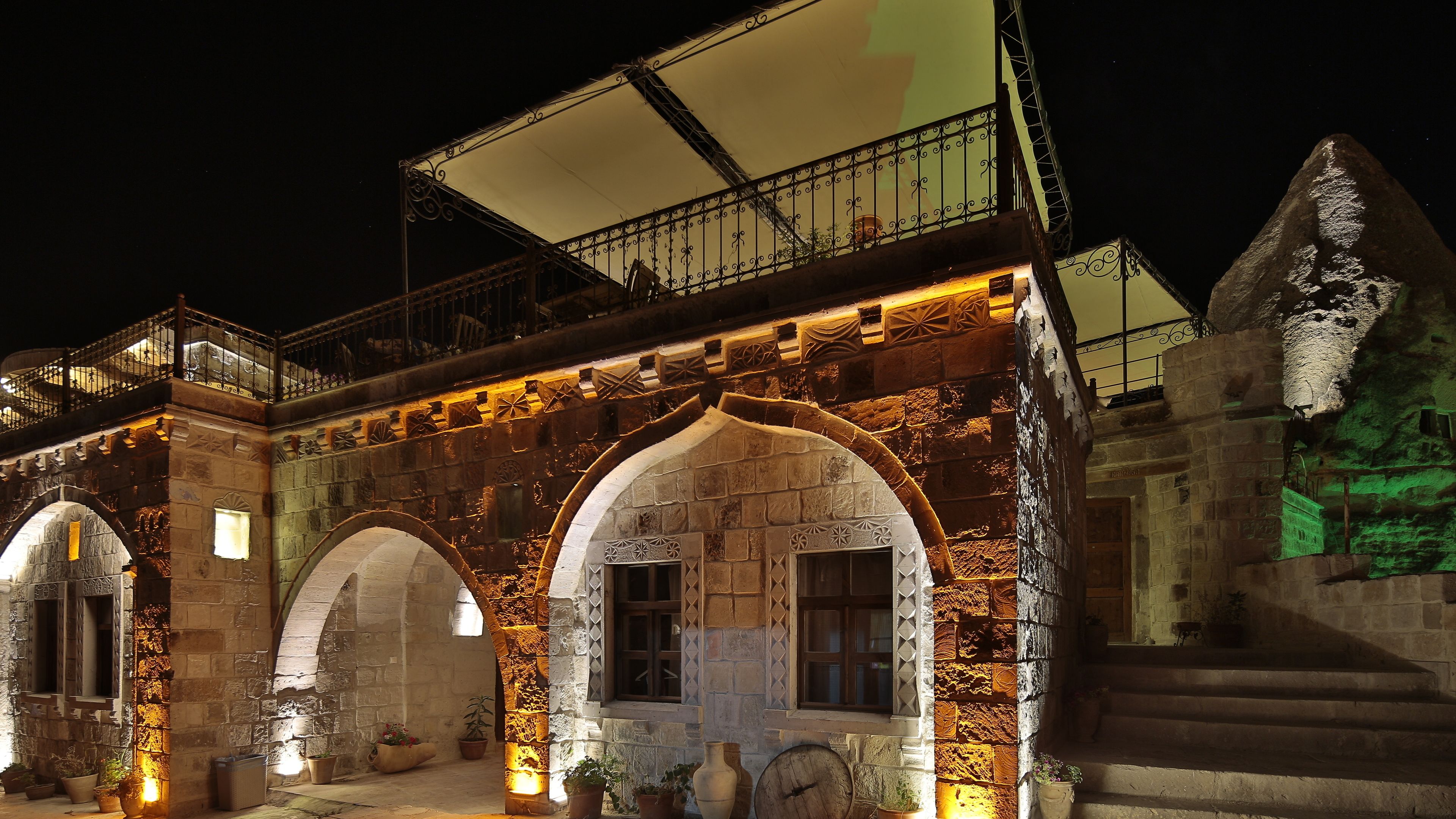 Panoramic Cave Hotel